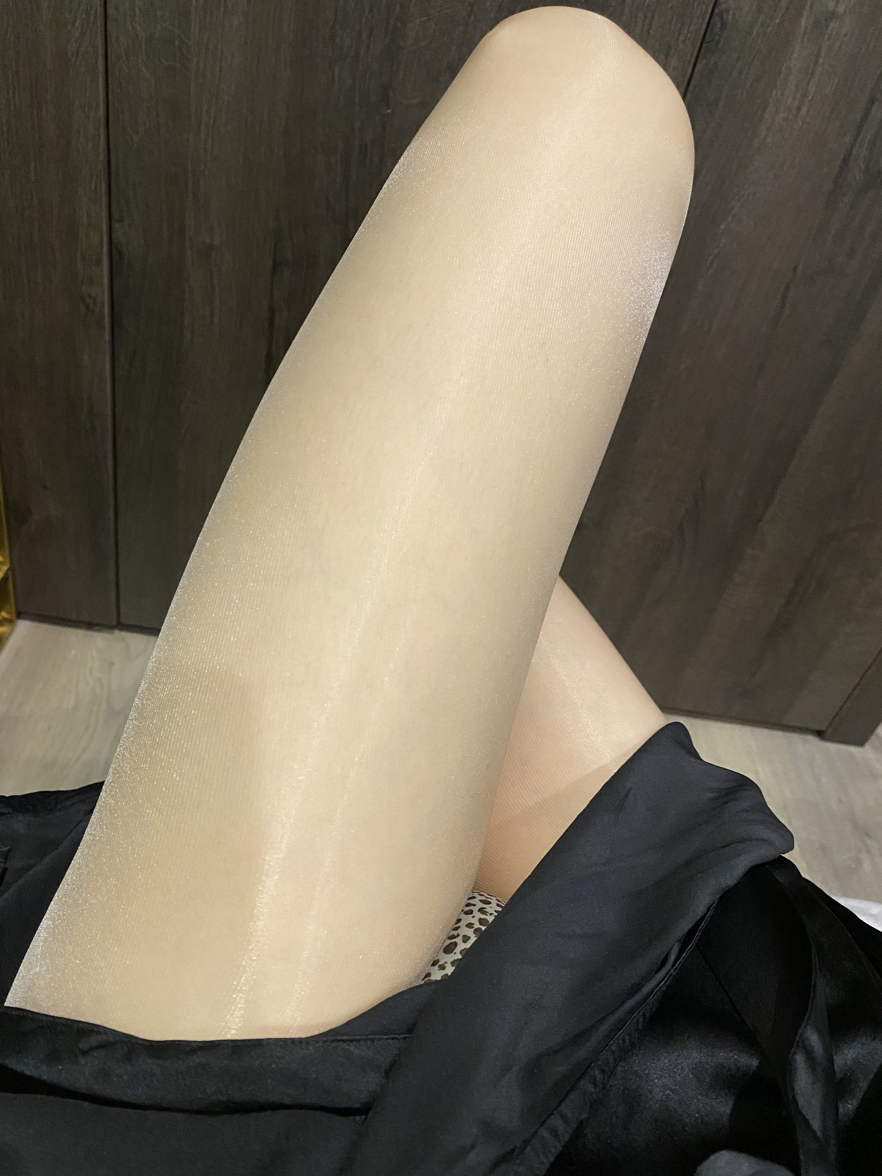 [福利COS] 丝足博主麋鹿_Monroe 2020.08.29 亮是一种态度-蕾丝百合网-美图分享,Cosplay美图,私房写真,套图下载