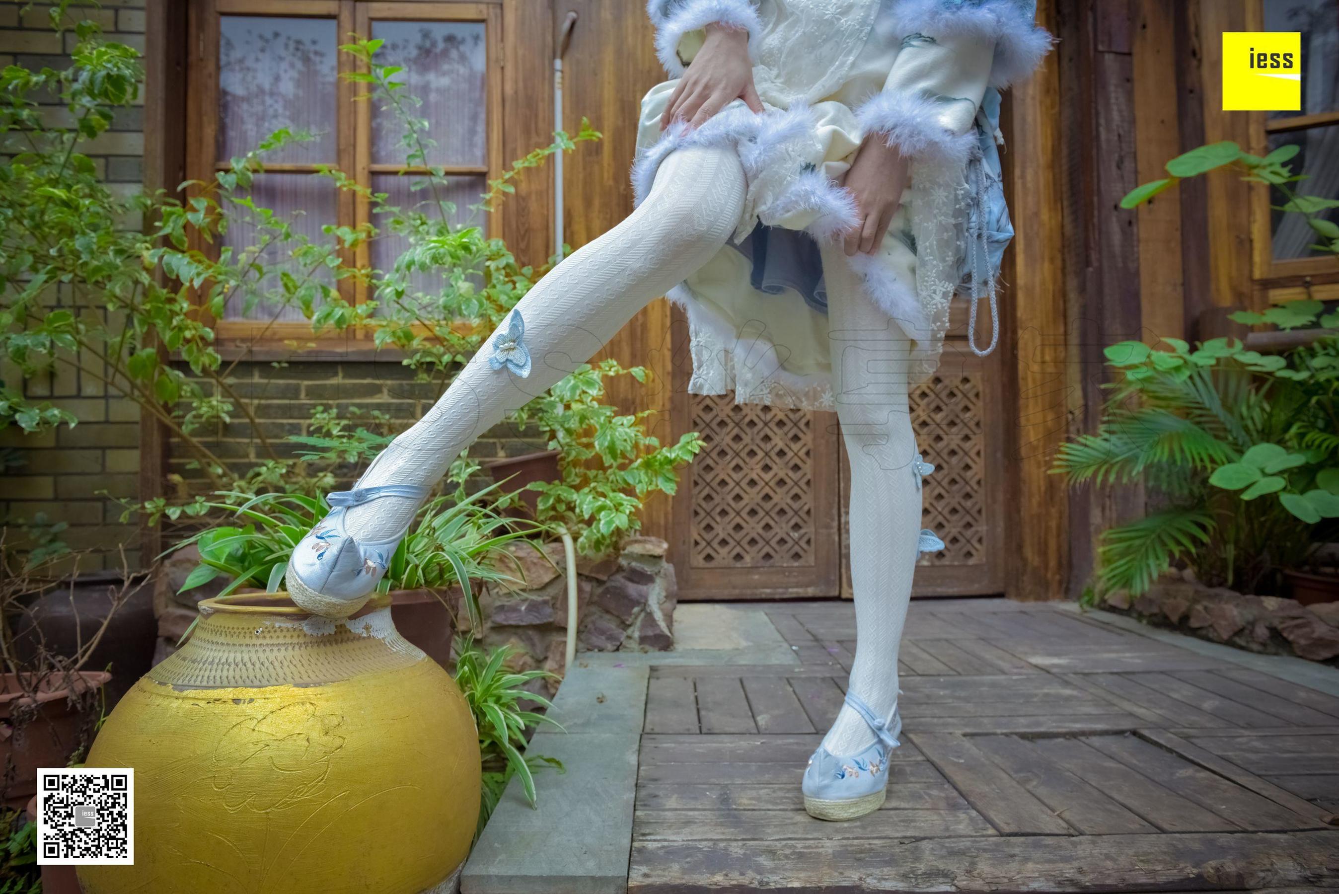 图片[7]-丝享家122 木木 《汉服绣花鞋白色袜》[IESS异思趣向]-秀臀网-高品质图集网