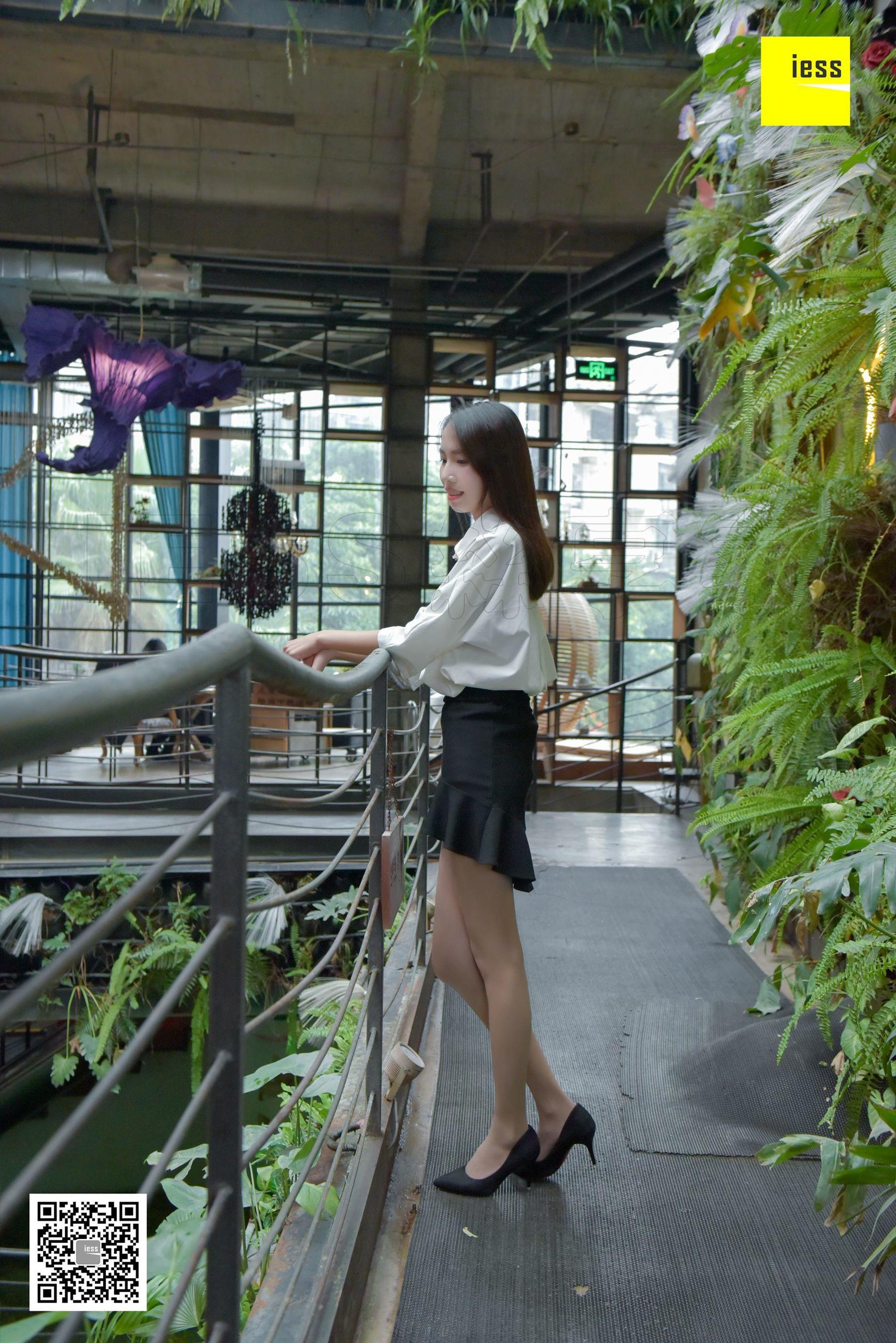 图片[3]-丝享家142 永英 《软妹肉丝小细腿》[IESS异思趣向]-蕾丝百合网-美图分享,Cosplay美图,私房写真,套图下载