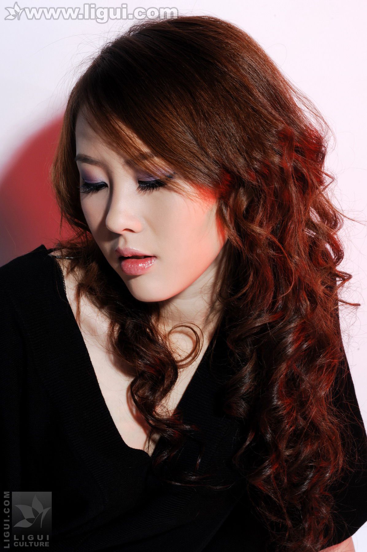 图片[7]-Model 菲菲《高贵气质的高跟女郎》 [丽柜LiGui] 美腿玉足写真图片-秀臀网-高品质图集网