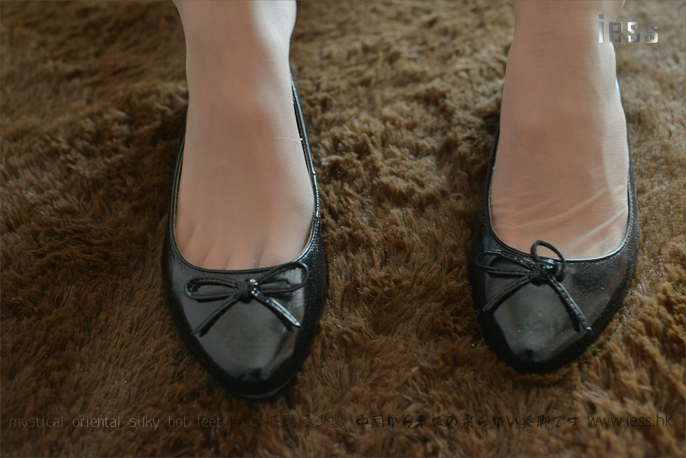图片[8]-丝足便当056 潇潇 《女神演绎ES6和平底鞋》[IESS异思趣向]-秀臀网-高品质图集网