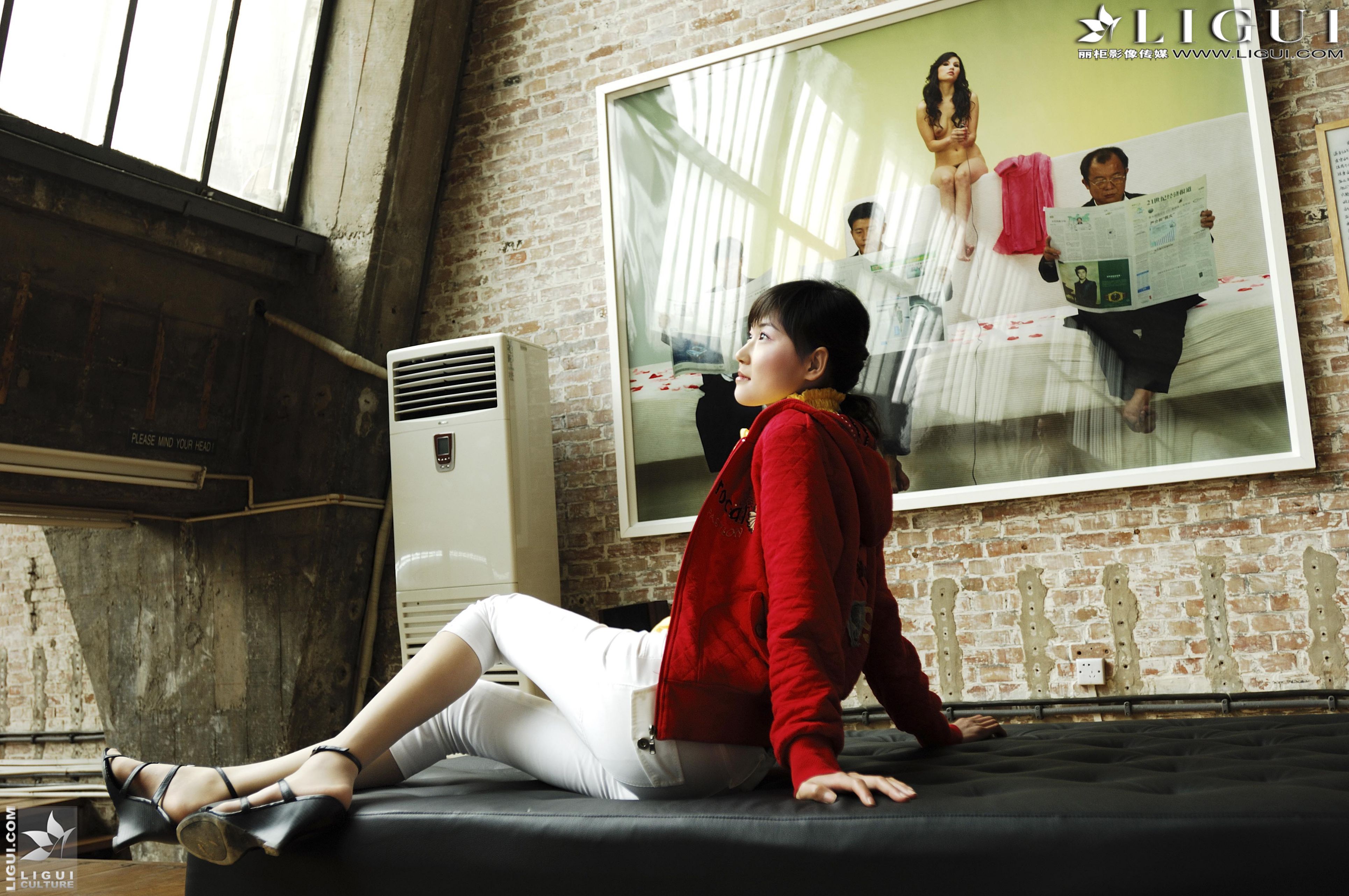 图片[8]-[丽柜贵足LiGui] Model 婷婷《街拍高跟系列》美腿丝足写真图片-秀臀网-高品质图集网