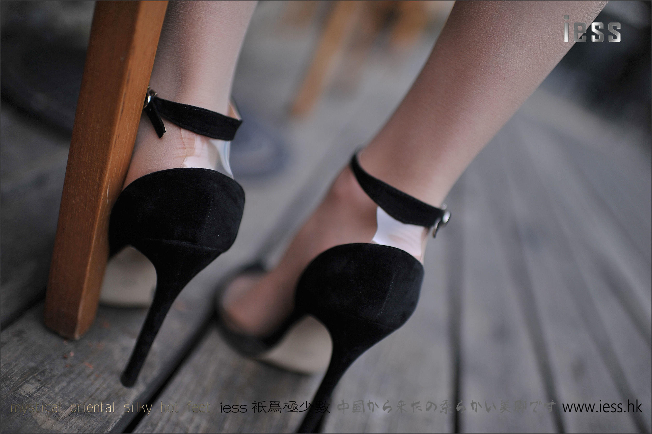 图片[7]-丝足便当036 佳佳 《女神的露趾缝高跟 超薄肉丝》[IESS异思趣向]-秀臀网-高品质图集网