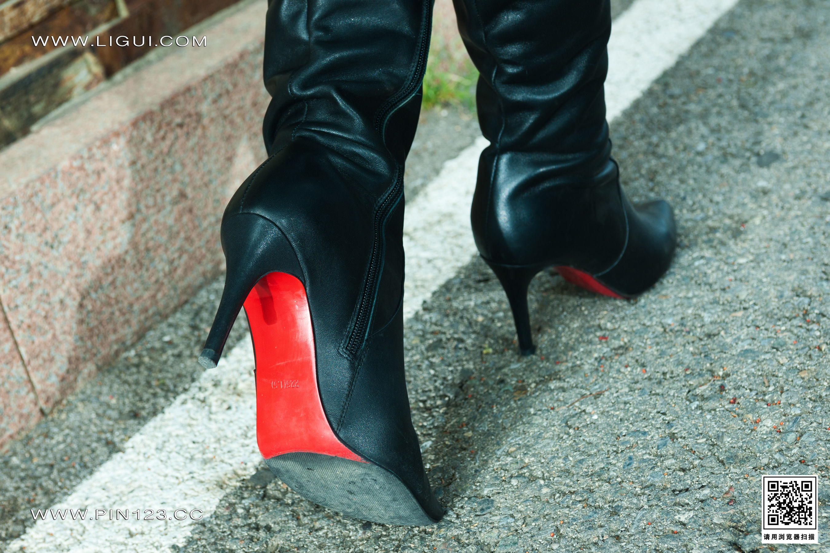 图片[9]-[丽柜Ligui] 钟情 受伤的欲足-秀臀网-高品质图集网