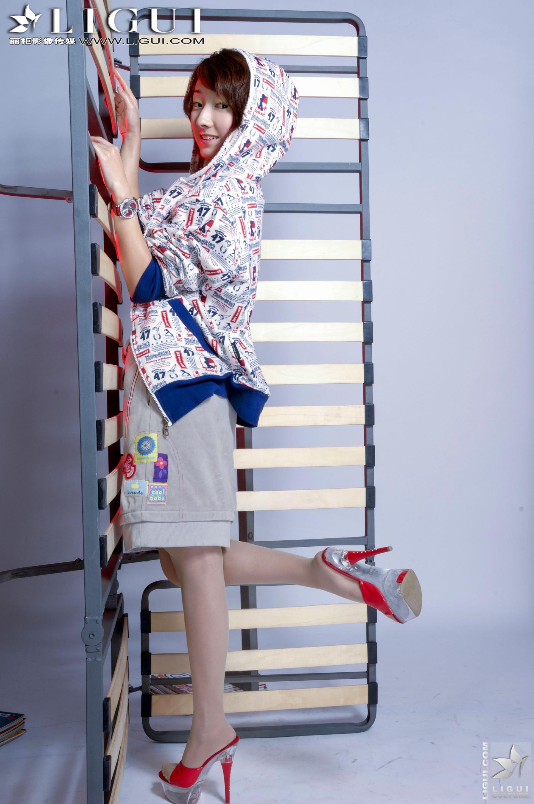 图片[8]-Model Kelly《运动服少女》 [丽柜LiGui] 美腿玉足写真图片-秀臀网-高品质图集网