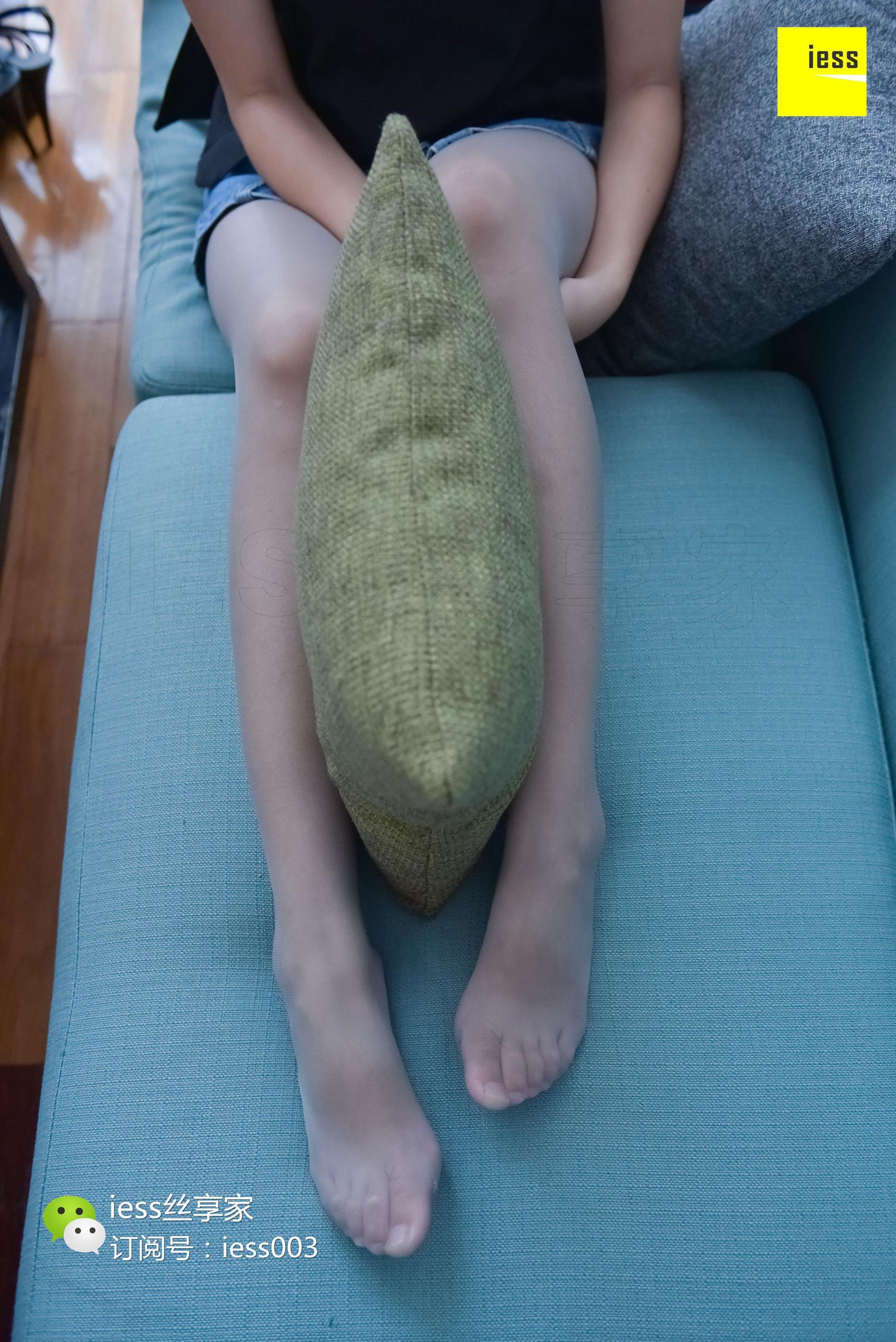 图片[9]-丝享家083 冬夏 《灰丝少女之梦》[IESS异思趣向]-秀臀网-高品质图集网