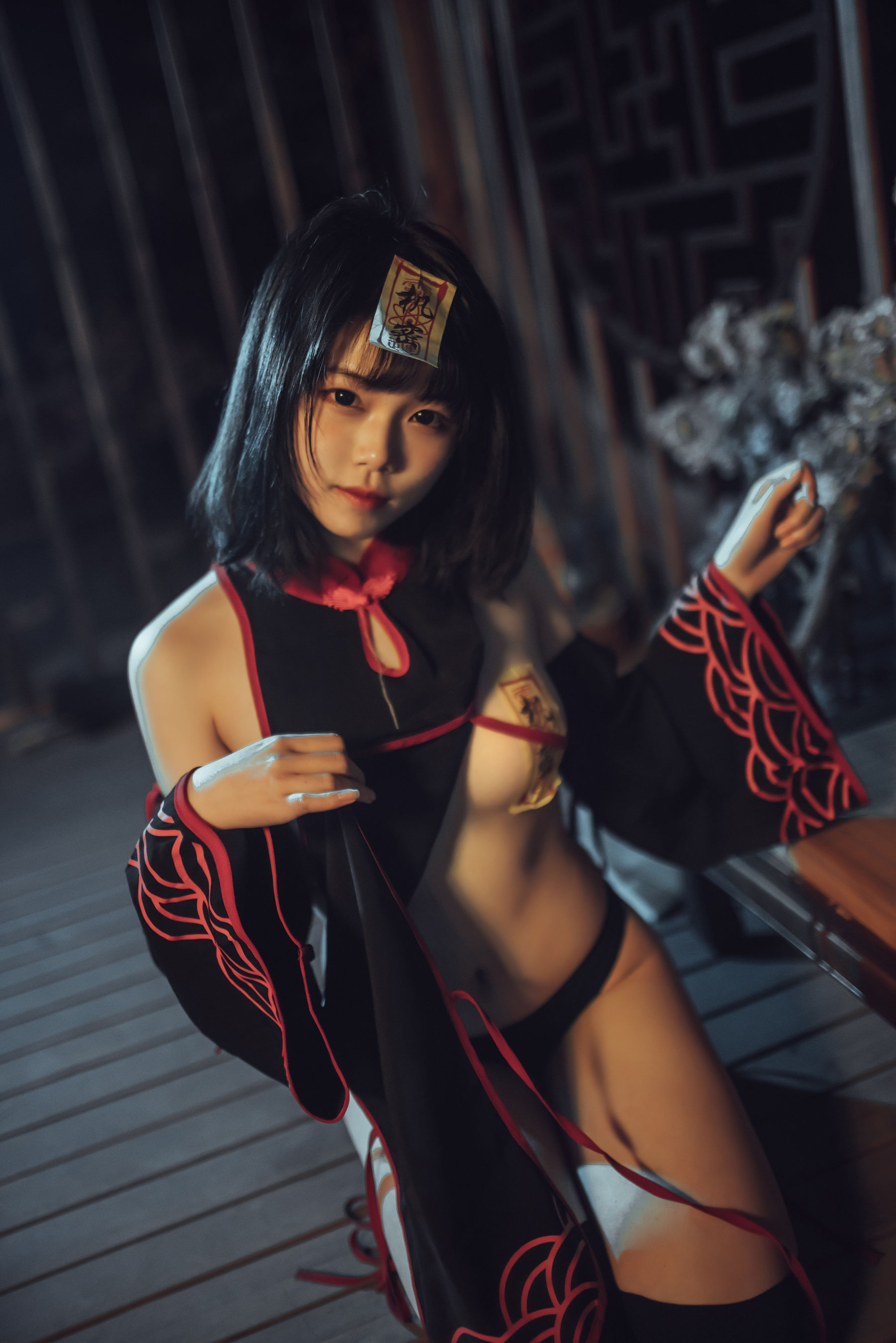 图片[8]-[Cosplay写真] 七月喵子 – 小僵尸-秀臀网-高品质图集网