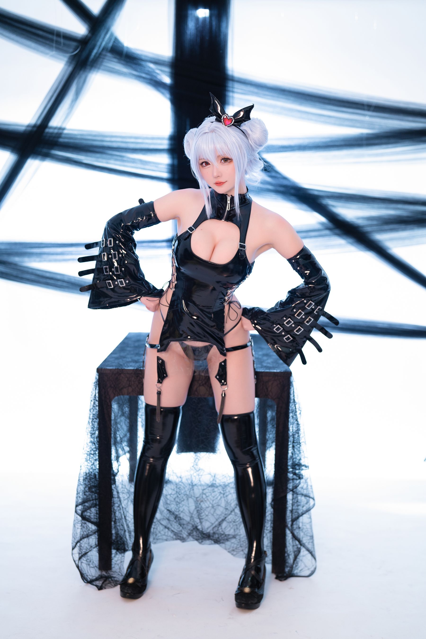 [福利COS] Coser小姐姐星之迟迟 – 水蓝小恶魔-蕾丝百合网-美图分享,Cosplay美图,私房写真,套图下载