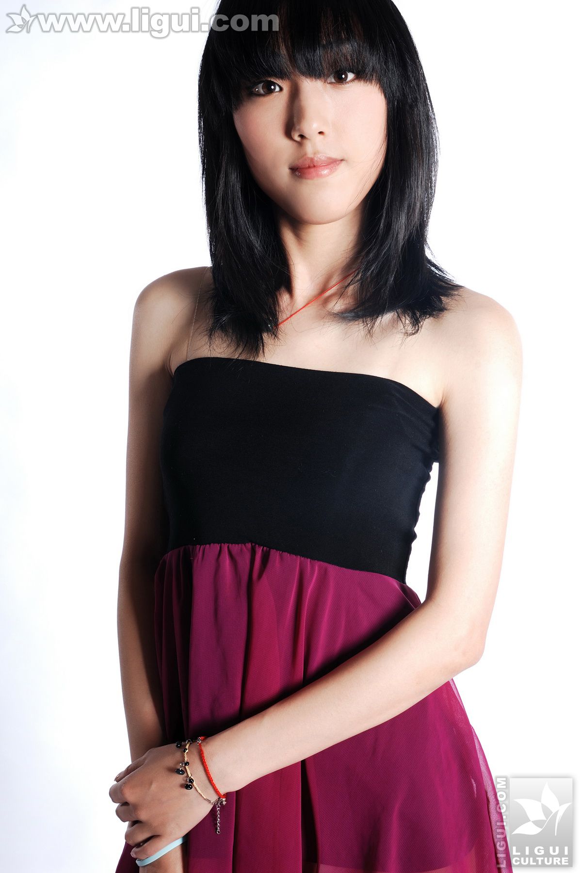 Model 吕莹嫒《顶级视觉的高跟大片》 [丽柜LiGui] 美腿玉足写真图片-蕾丝百合网-美图分享,Cosplay美图,私房写真,套图下载