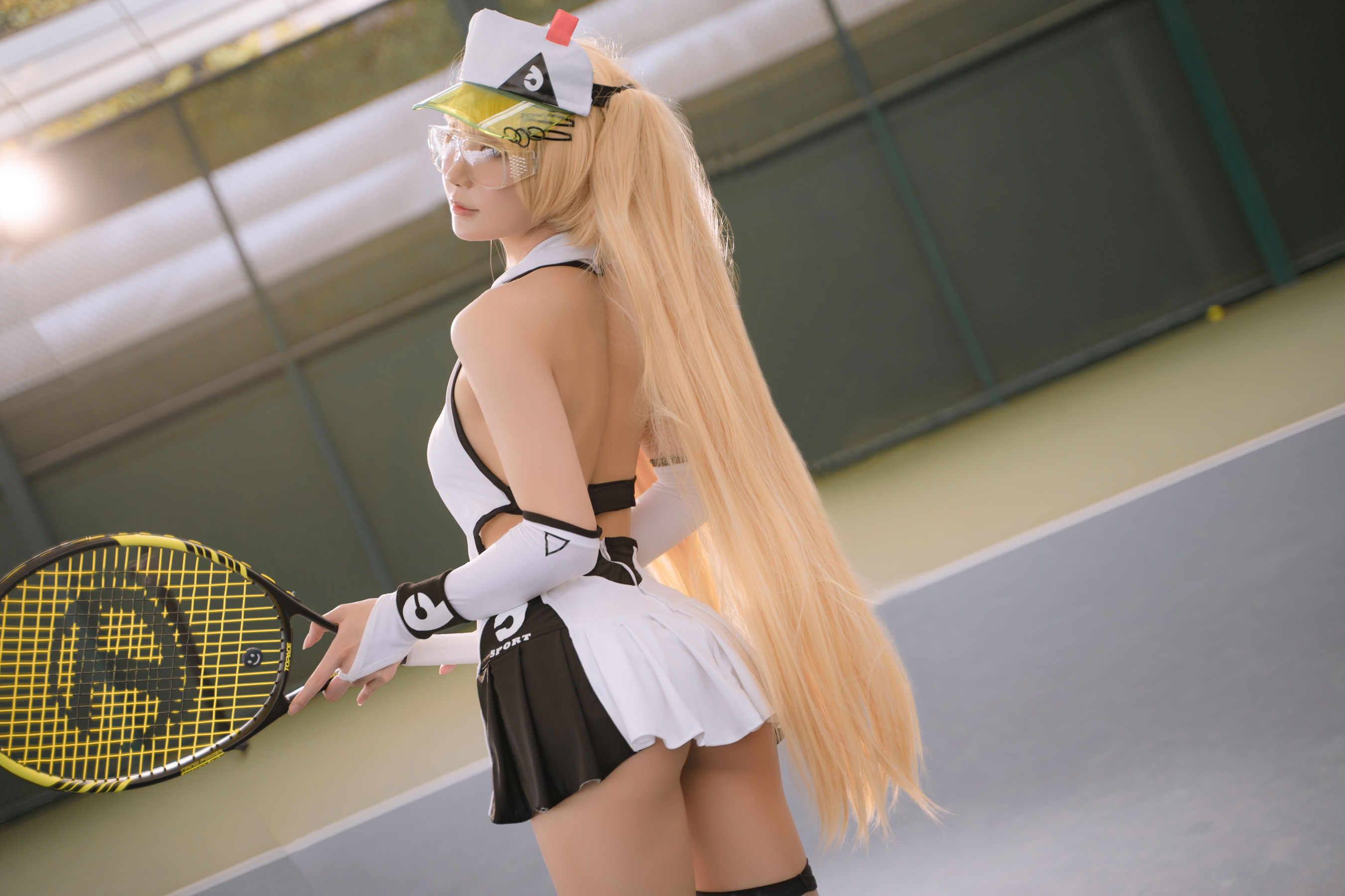 [COS福利] 动漫博主阿包也是兔娘 – 贝奇网球服-蕾丝百合网-美图分享,Cosplay美图,私房写真,套图下载