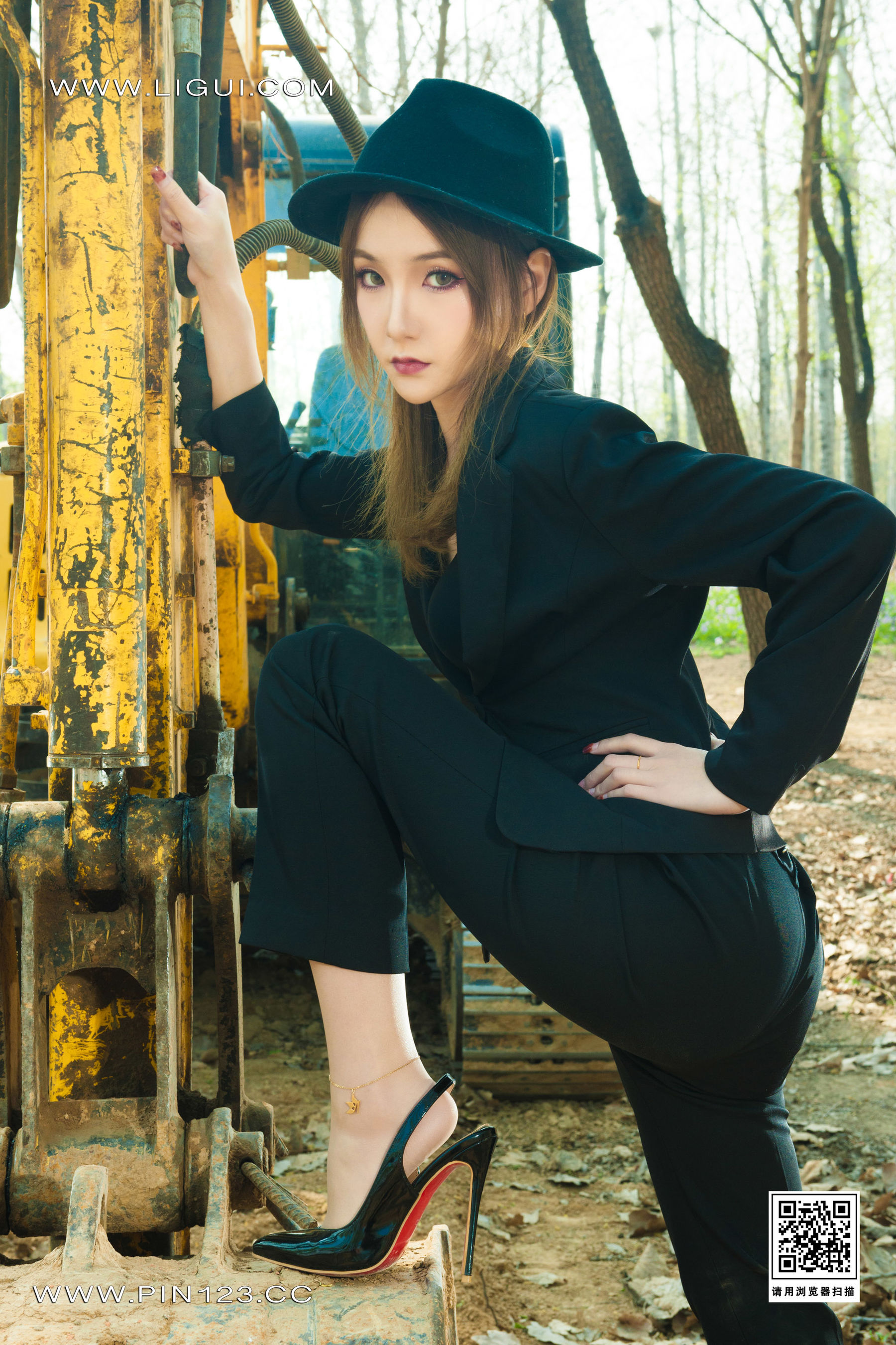 图片[7]-[Ligui丽柜] 2023.04.10 野外柑丝 心心-秀臀网-高品质图集网