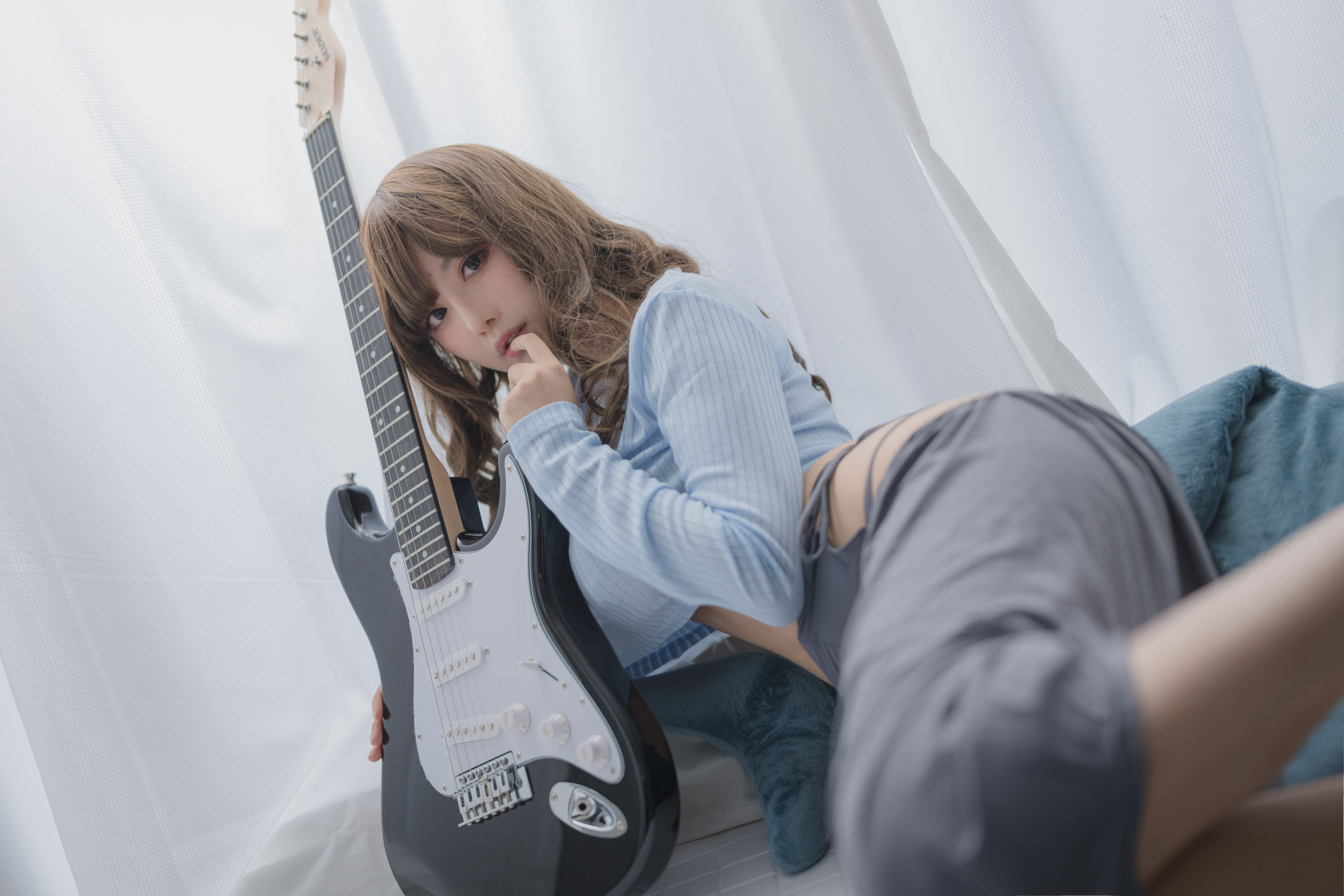 图片[8]-[福利COS] Shika小鹿鹿 – 吉他妹妹-秀臀网-高品质图集网