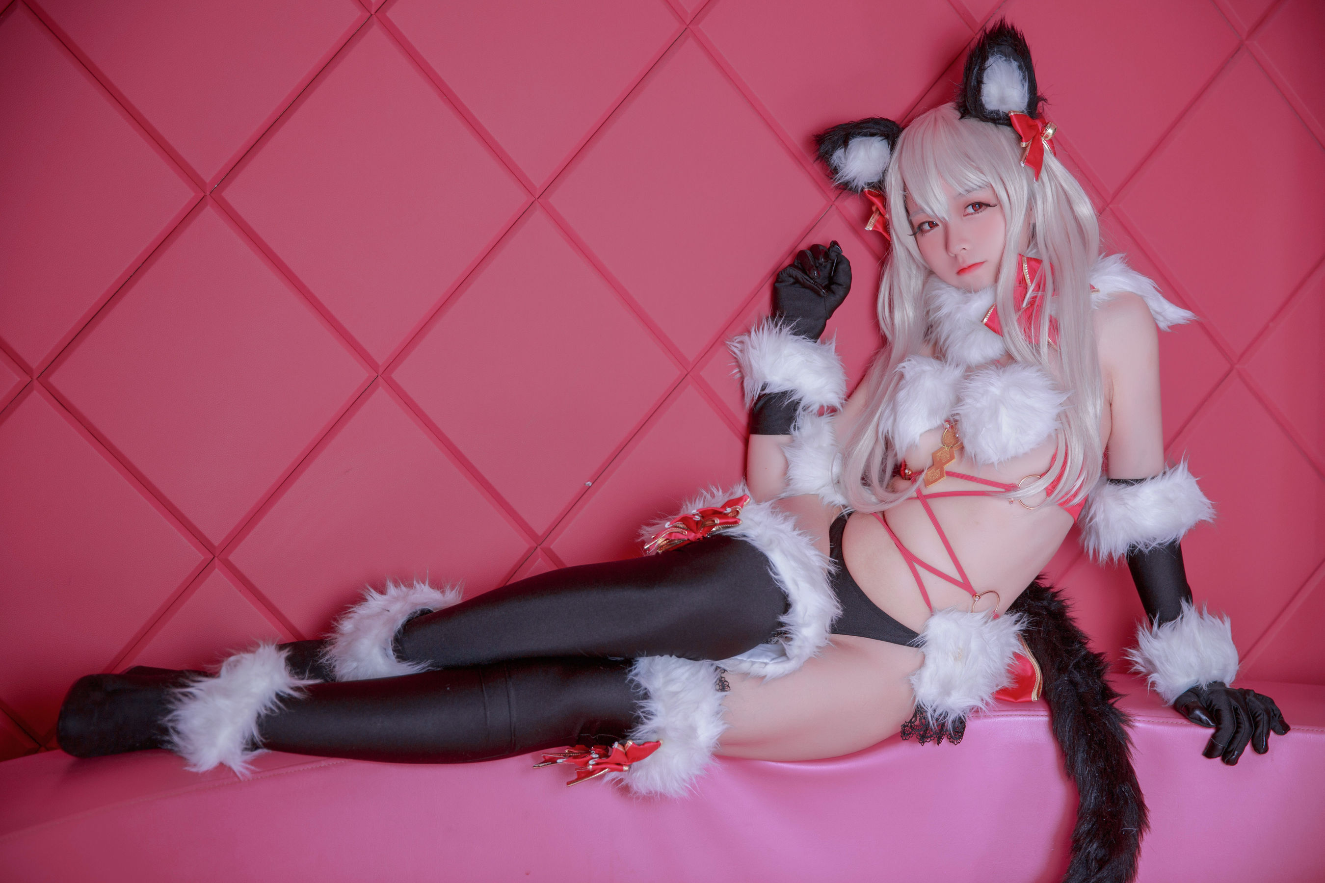 图片[9]-[网红COS] 动漫博主G44不会受伤 – 魔法少女伊莉雅 危险野兽-秀臀网-高品质图集网