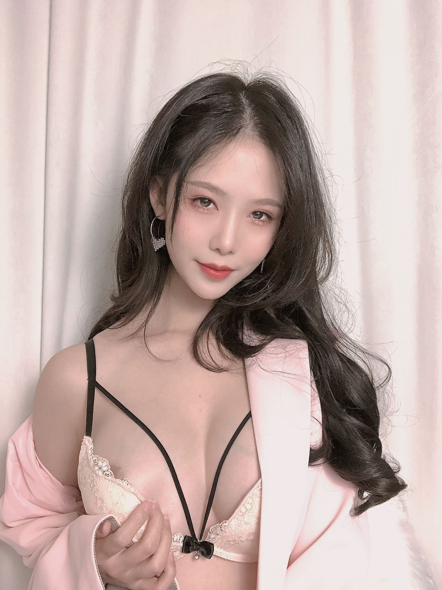 图片[7]-[网红COSER写真] 抖娘-利世图集 – 粉色西装-秀臀网-高品质图集网