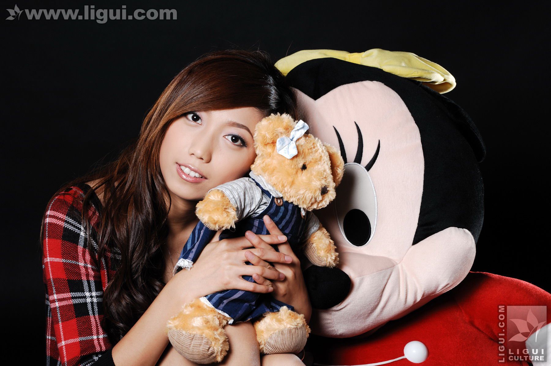 图片[8]-Model 梦娜《与玩偶之间的丝袜美足嬉戏》 [丽柜LiGui] 美腿玉足写真图片-秀臀网-高品质图集网