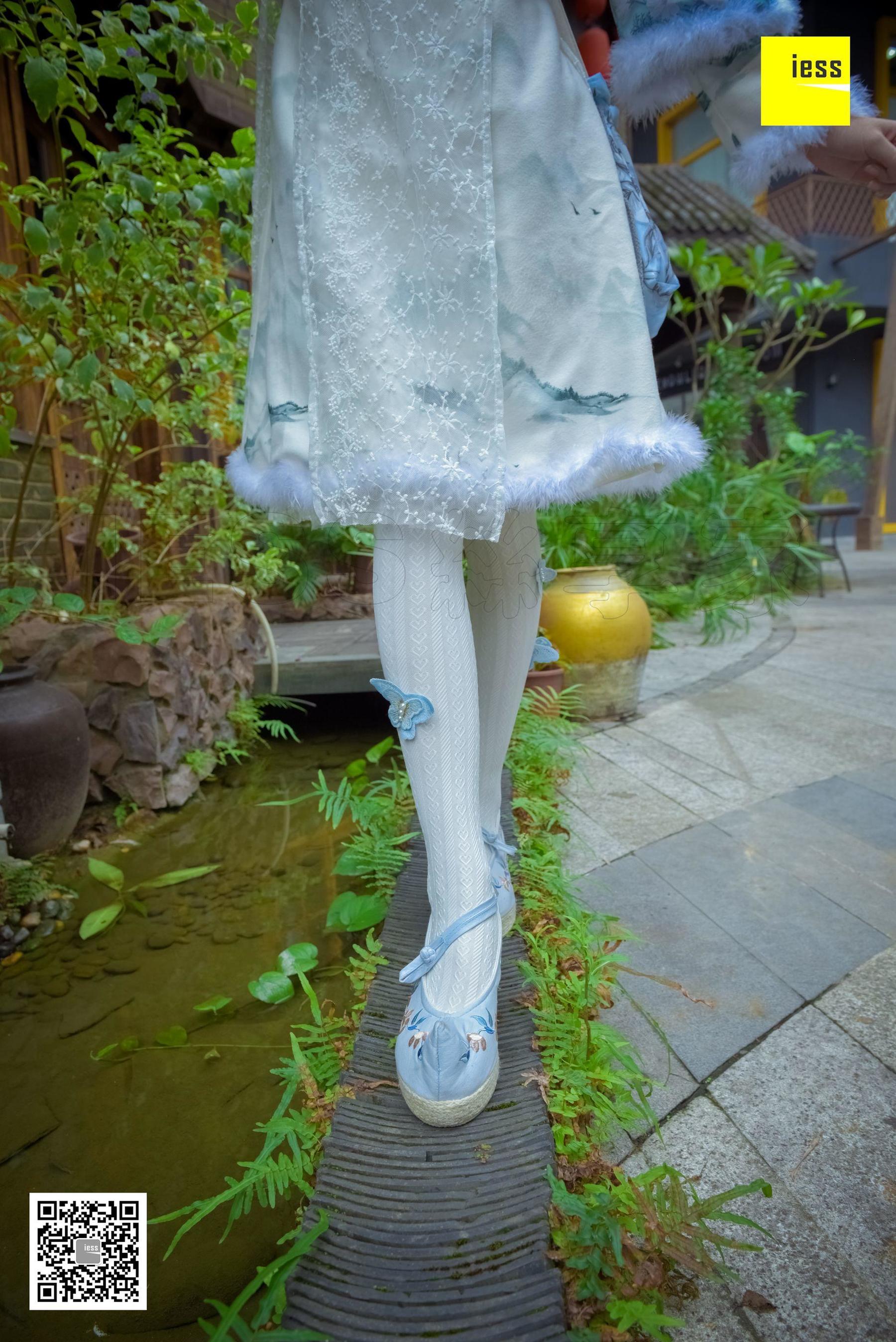 图片[8]-丝享家122 木木 《汉服绣花鞋白色袜》[IESS异思趣向]-秀臀网-高品质图集网