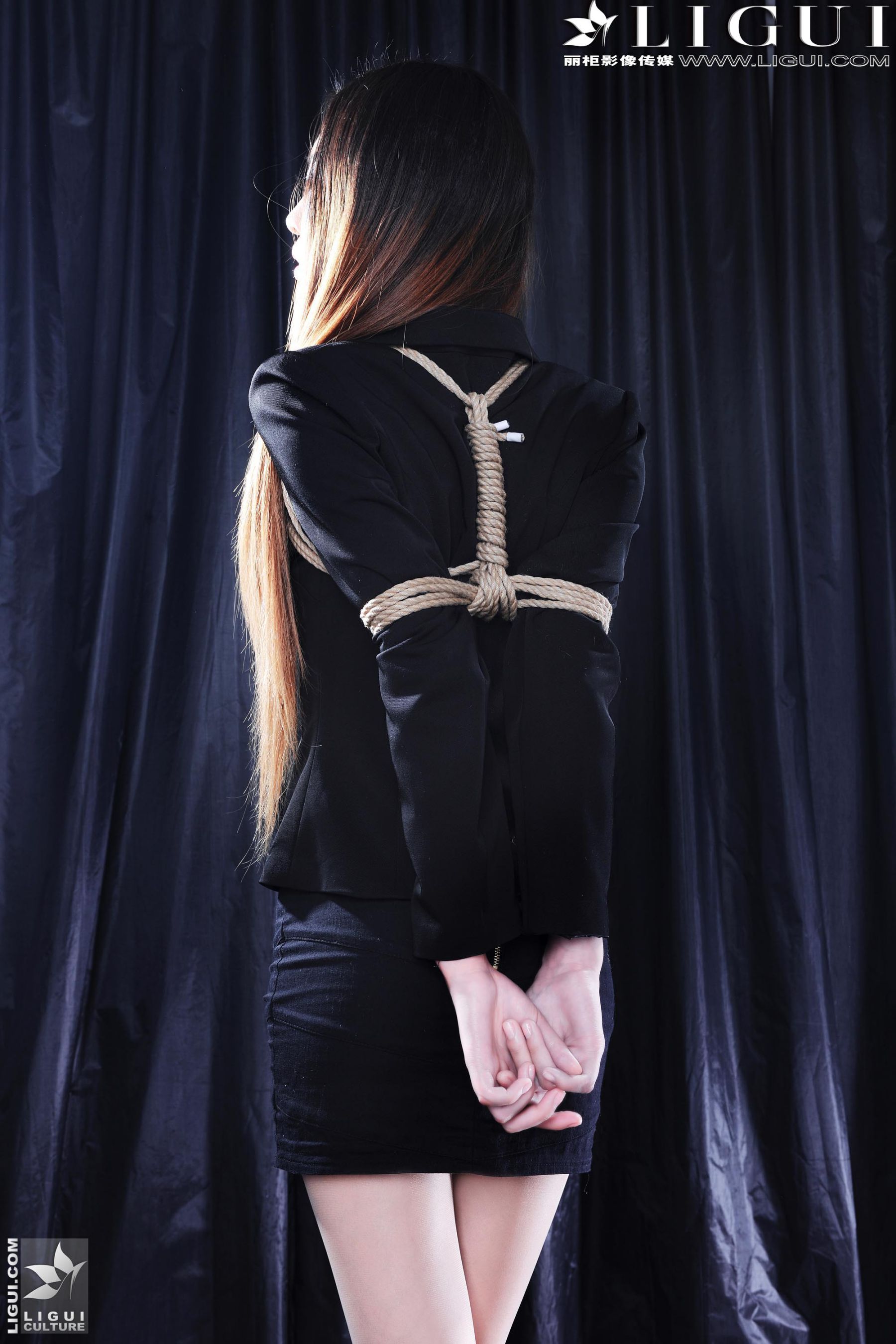 图片[5]-[丽柜美束LiGui] Model 文欣《制服捆绑系列》 美腿玉足写真图片-蕾丝百合网-美图分享,Cosplay美图,私房写真,套图下载