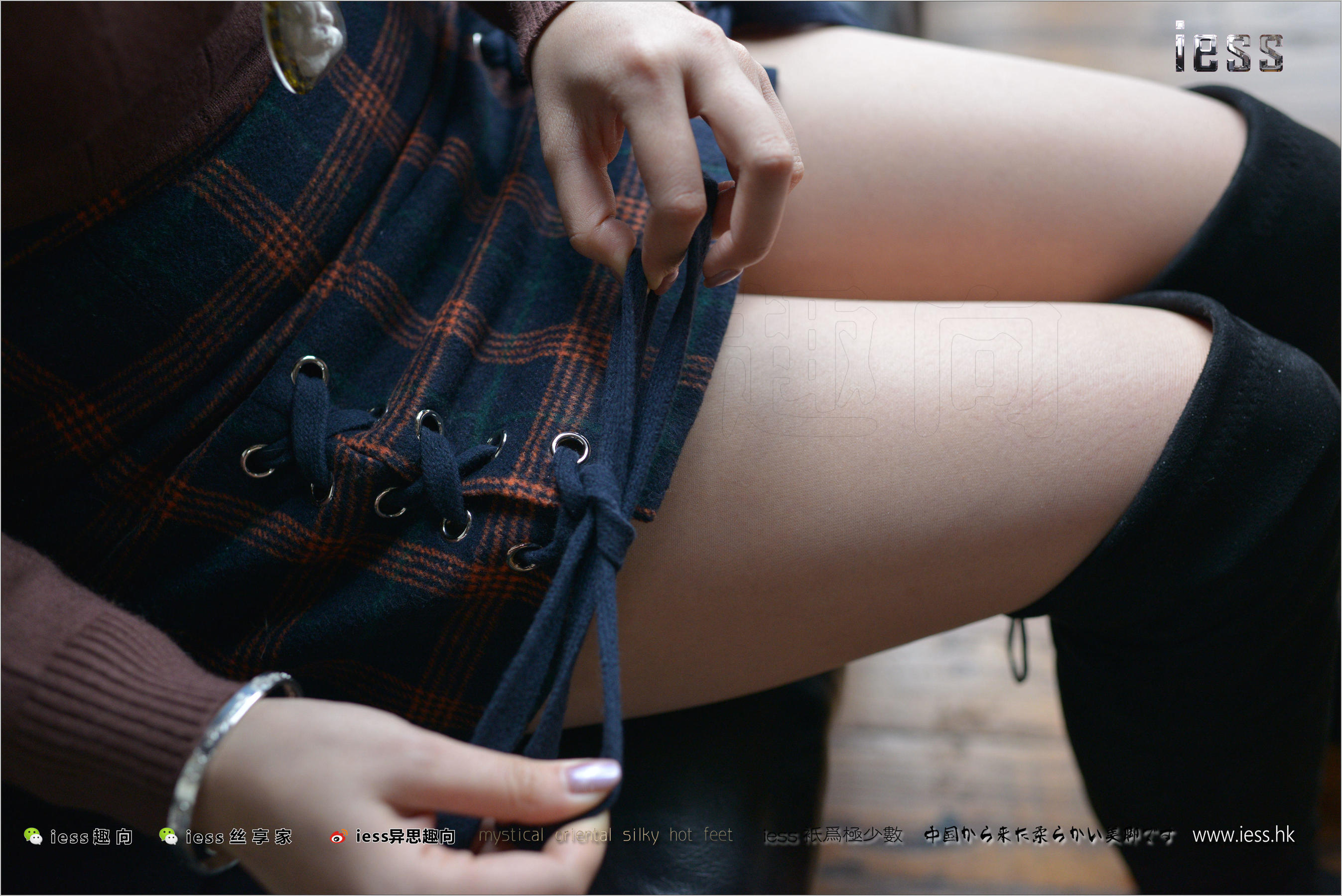 图片[7]-丝足便当190 张馨月 《过膝长靴-王的诱惑1》[IESS异思趣向]-秀臀网-高品质图集网