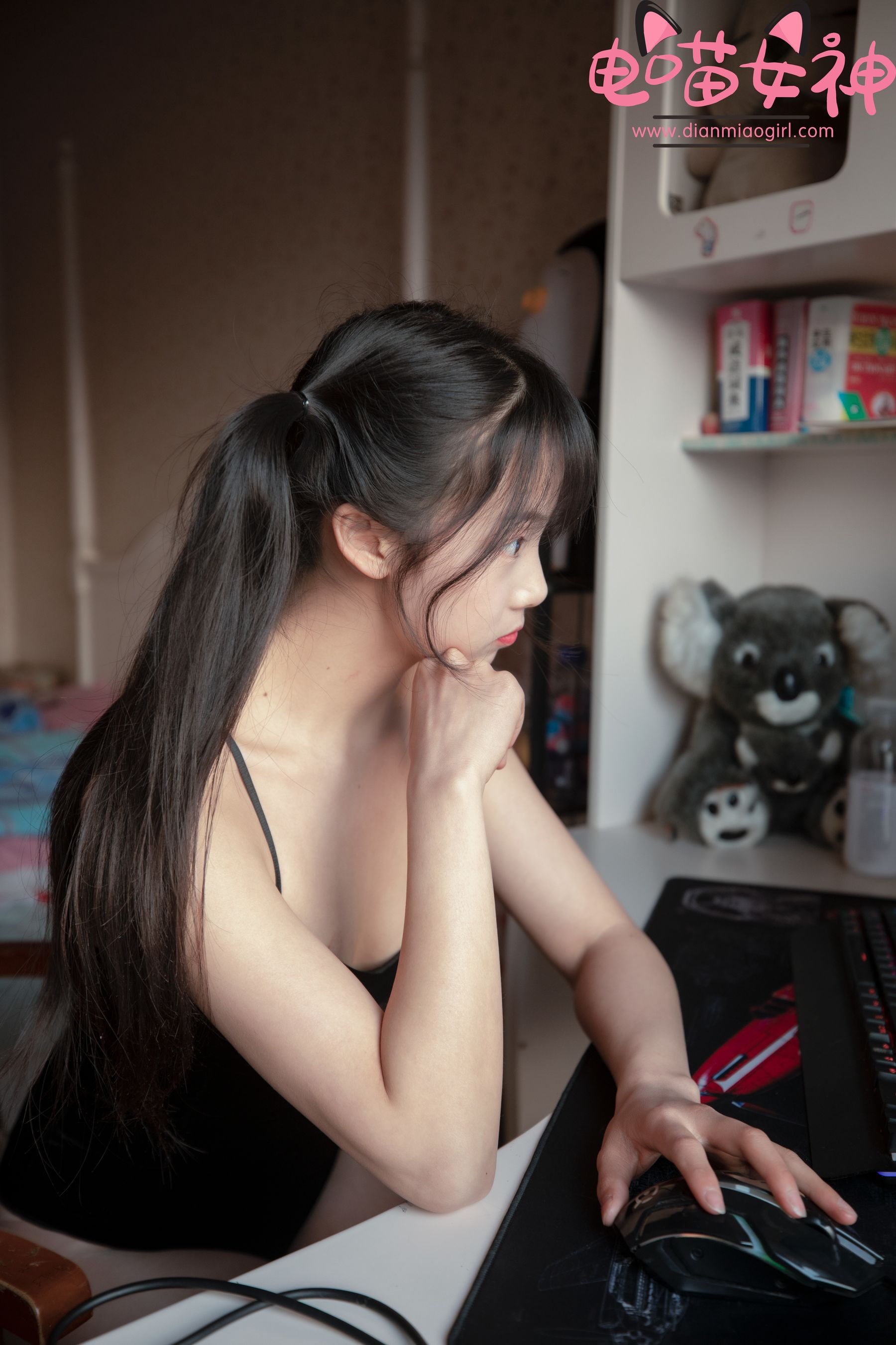 图片[3]-[网红COSER] 电喵女神 – 灵唯 黑纱情趣服-蕾丝百合网-美图分享,Cosplay美图,私房写真,套图下载
