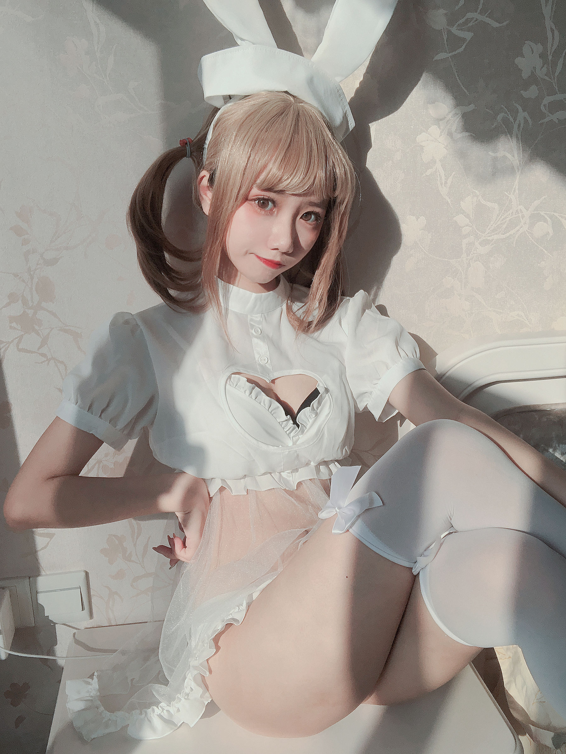 图片[3]-[网红COSER写真] 动漫博主果咩酱w – 兔兔护士-蕾丝百合网-美图分享,Cosplay美图,私房写真,套图下载