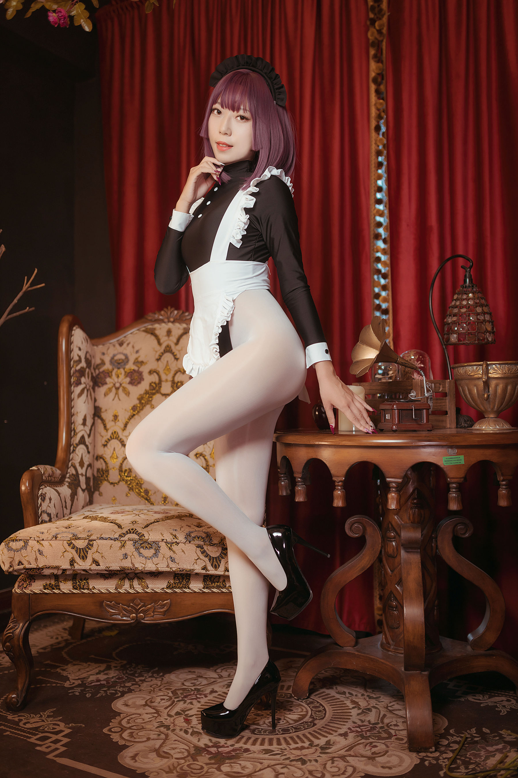 图片[2]-动漫博主Money冷冷 – 高叉女仆-蕾丝百合网-美图分享,Cosplay美图,私房写真,套图下载