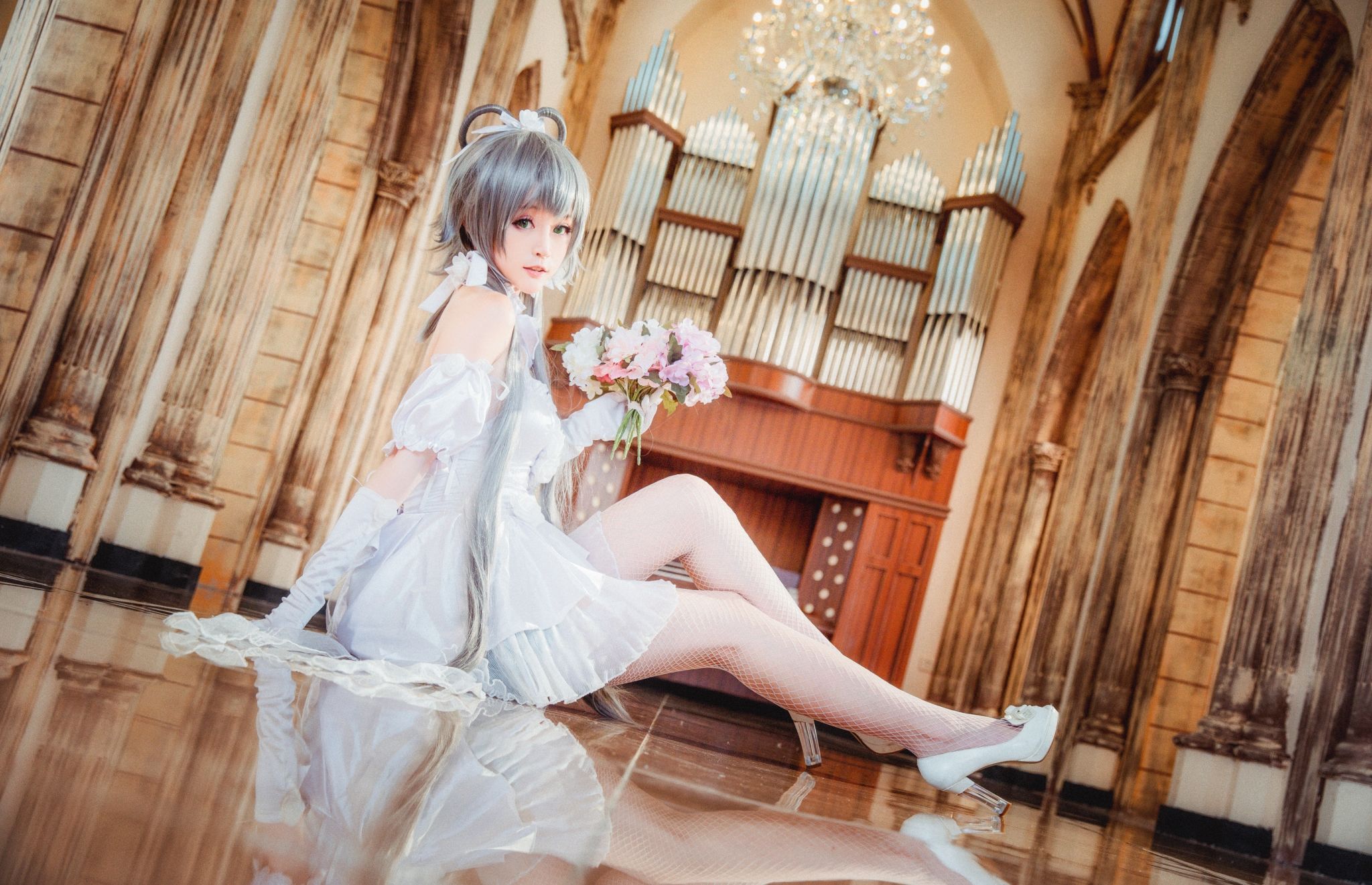 图片[9]-[Cosplay写真] 萌宠博主yui金鱼 – 洛天依花嫁-秀臀网-高品质图集网