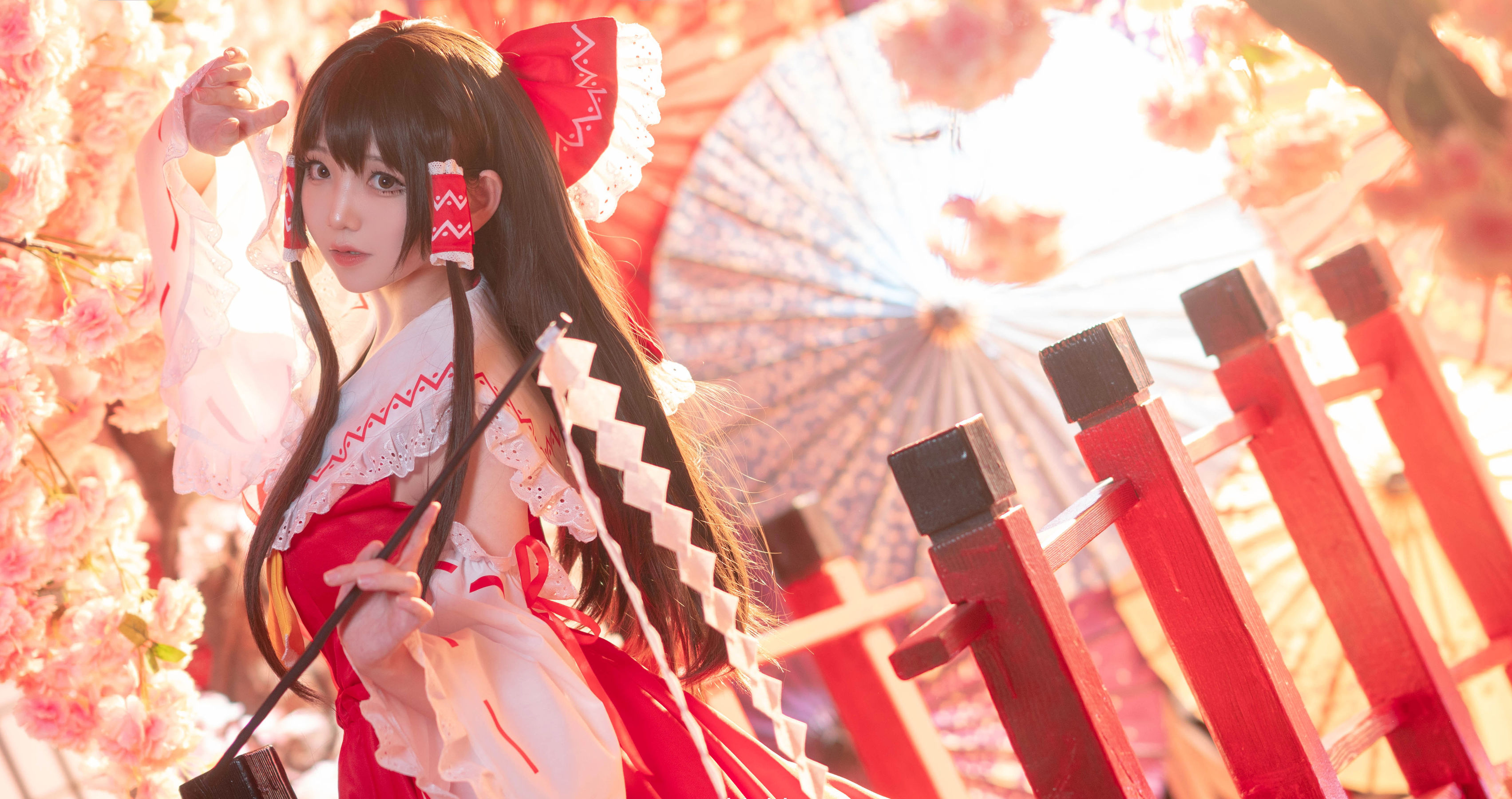 图片[9]-[福利COS] 楚楚子w – 博丽灵梦-秀臀网-高品质图集网