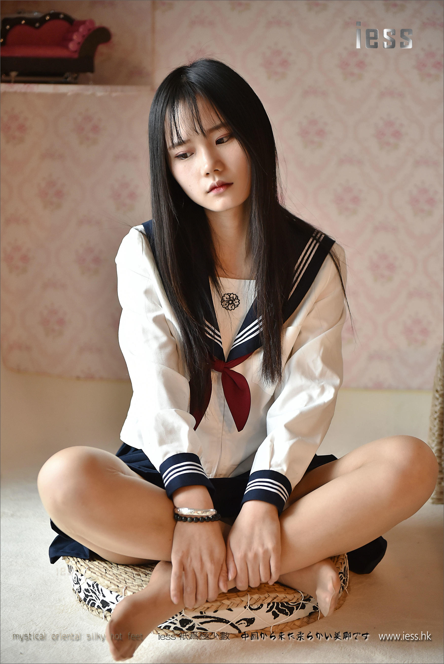 图片[8]-丝足便当082 琪琪 《制服系列之JK第2部-1》[IESS异思趣向]-秀臀网-高品质图集网