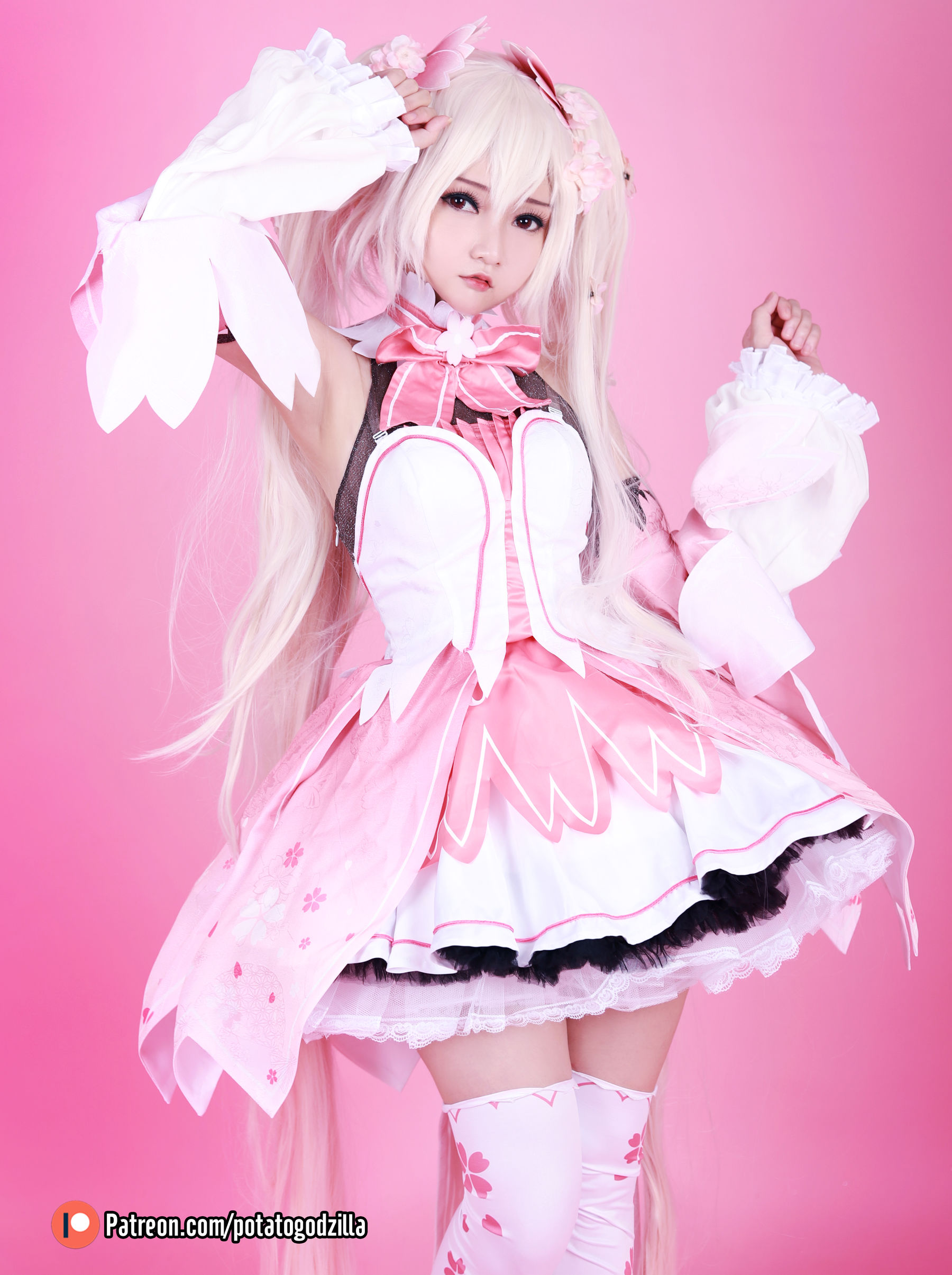 图片[9]-[网红COSER写真] Coser小姐姐Potato Godzilla – Sakura Miku-秀臀网-高品质图集网