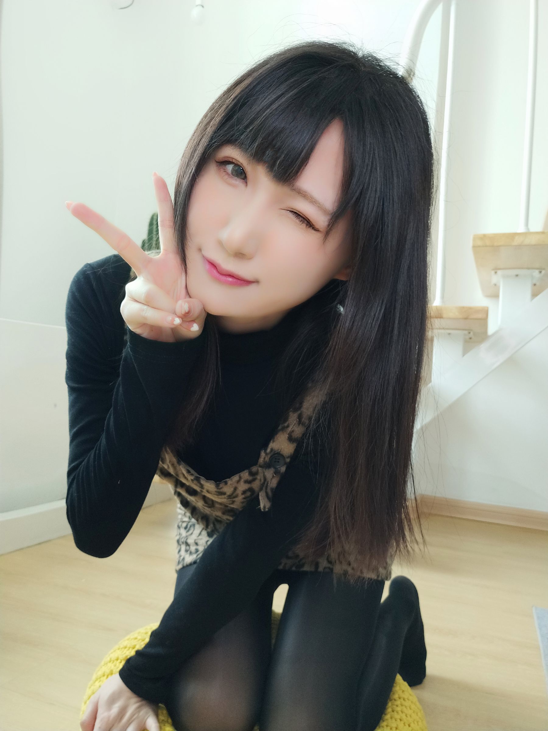 [福利COS] 木之本果 – 豹纹常服-蕾丝百合网-美图分享,Cosplay美图,私房写真,套图下载