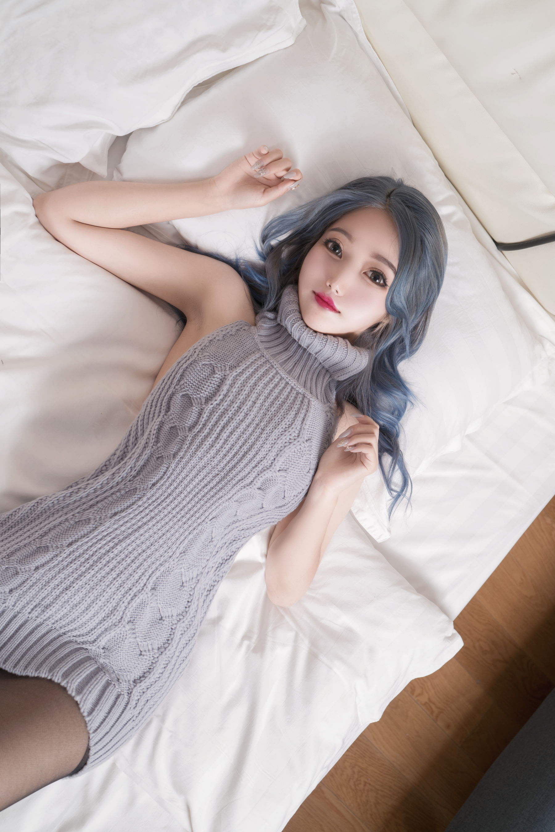 图片[2]-[福利COS] eloise软软 – 毛衣少女-蕾丝百合网-美图分享,Cosplay美图,私房写真,套图下载