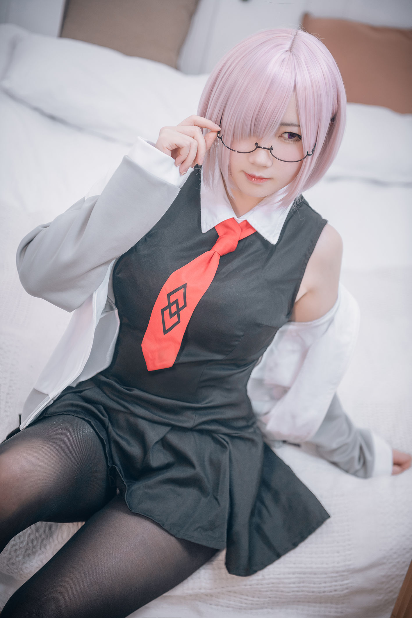 图片[5]-[网红COSER写真] 微肉感萌妹是本末末 – 玛修常服＆猫咪下着-蕾丝百合网-美图分享,Cosplay美图,私房写真,套图下载