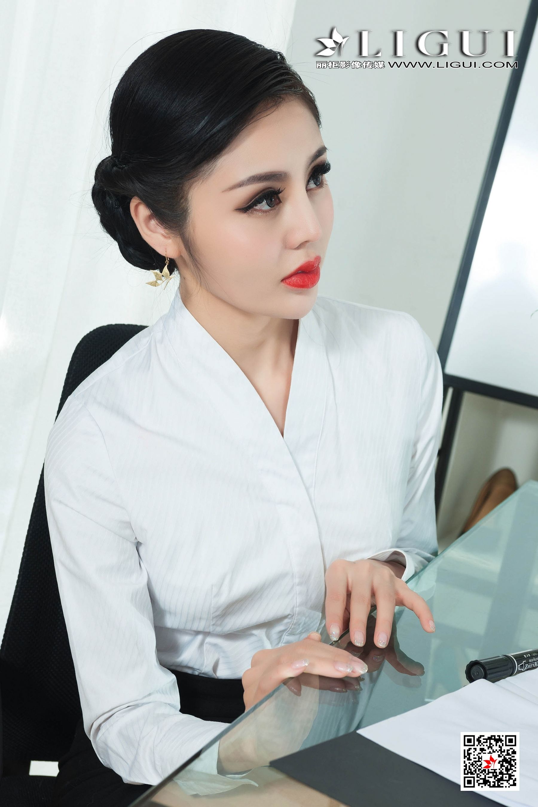 图片[9]-[丽柜Ligui] 网络丽人 Model 凉儿-秀臀网-高品质图集网