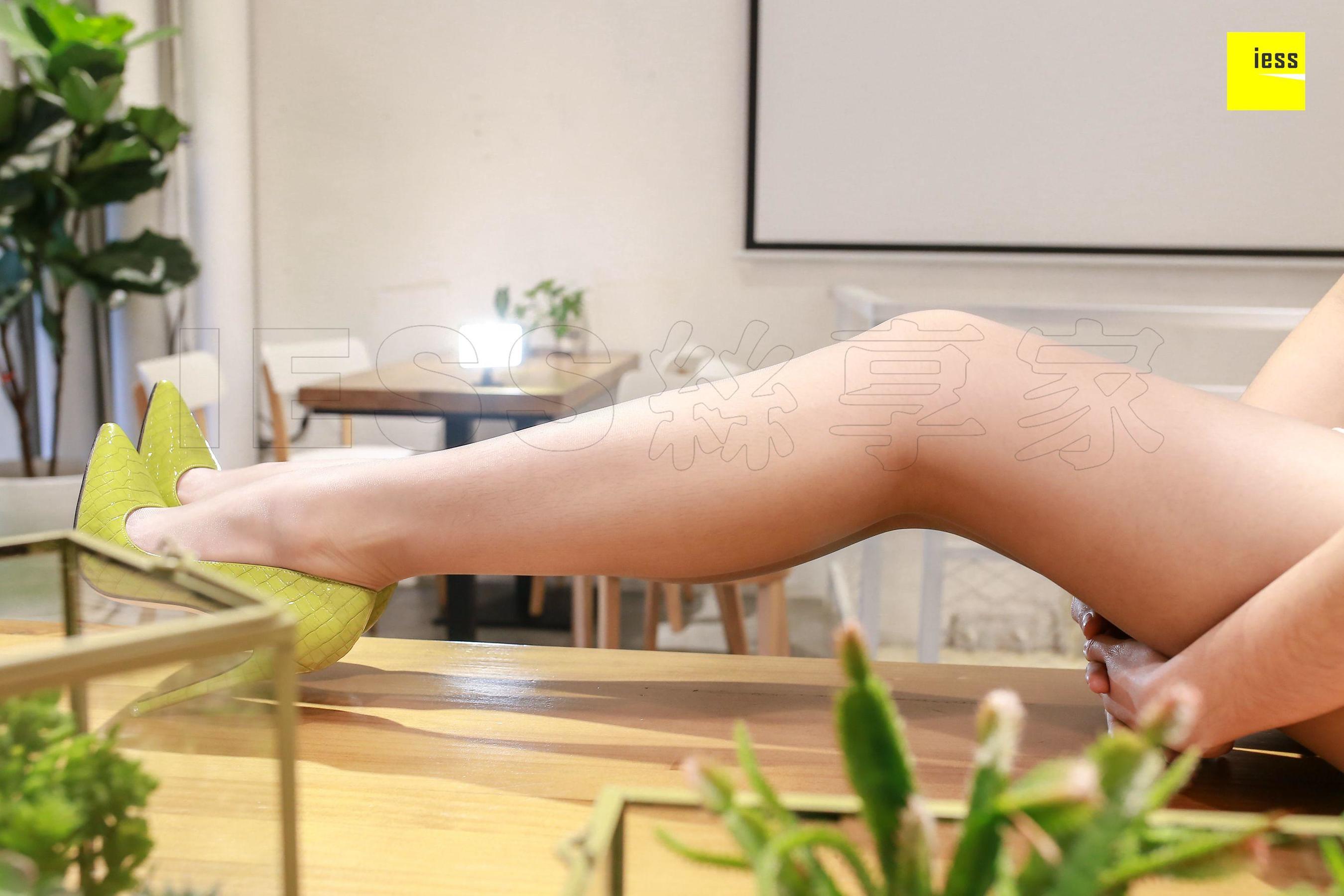 图片[9]-姗姗《开衩短裙灰丝》[异思趣向IESS] 丝享家188-秀臀网-高品质图集网