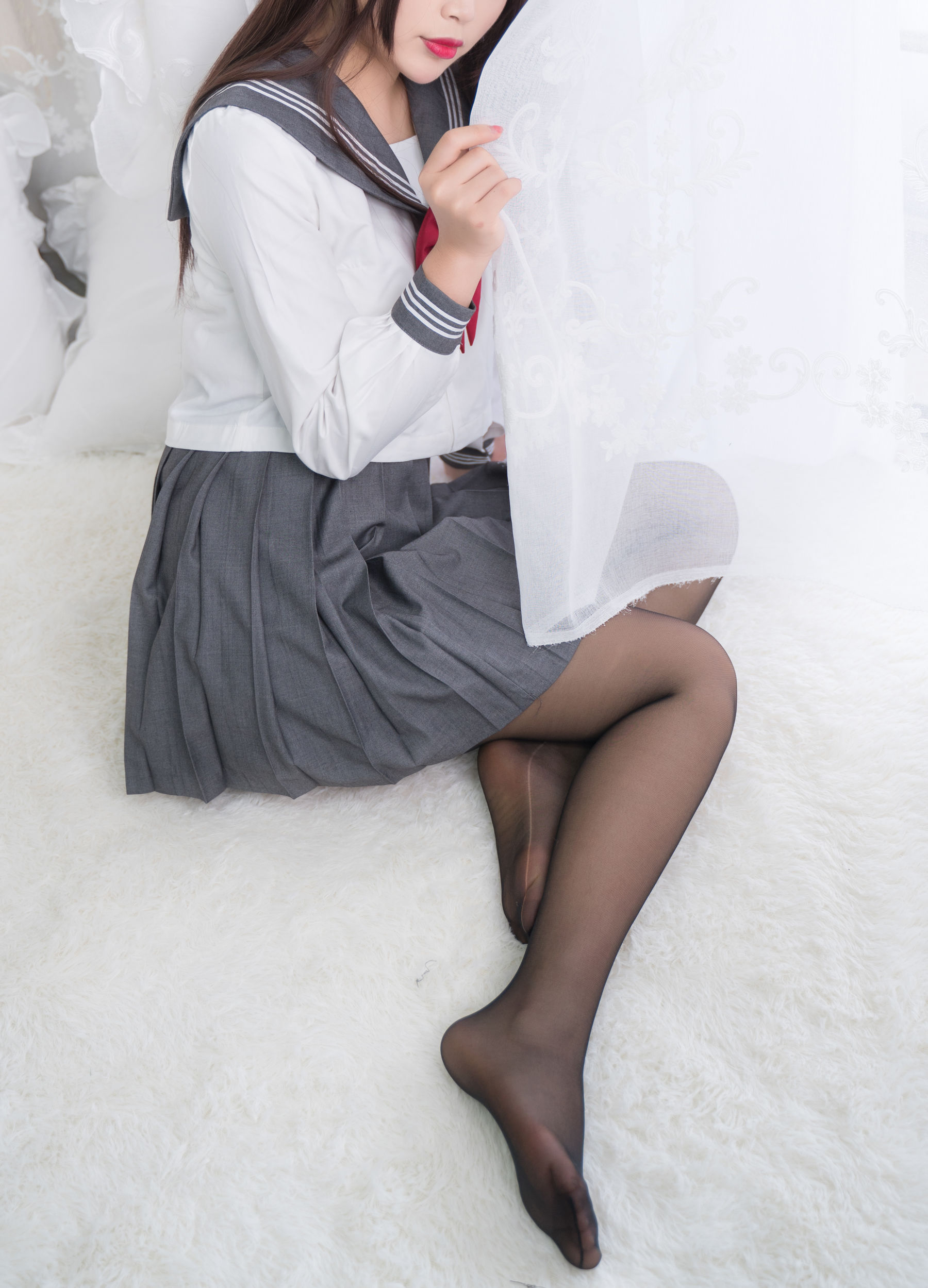 图片[2]-[Cosplay写真] 萌系小姐姐-白烨- – 黑丝制服少女-蕾丝百合网-美图分享,Cosplay美图,私房写真,套图下载