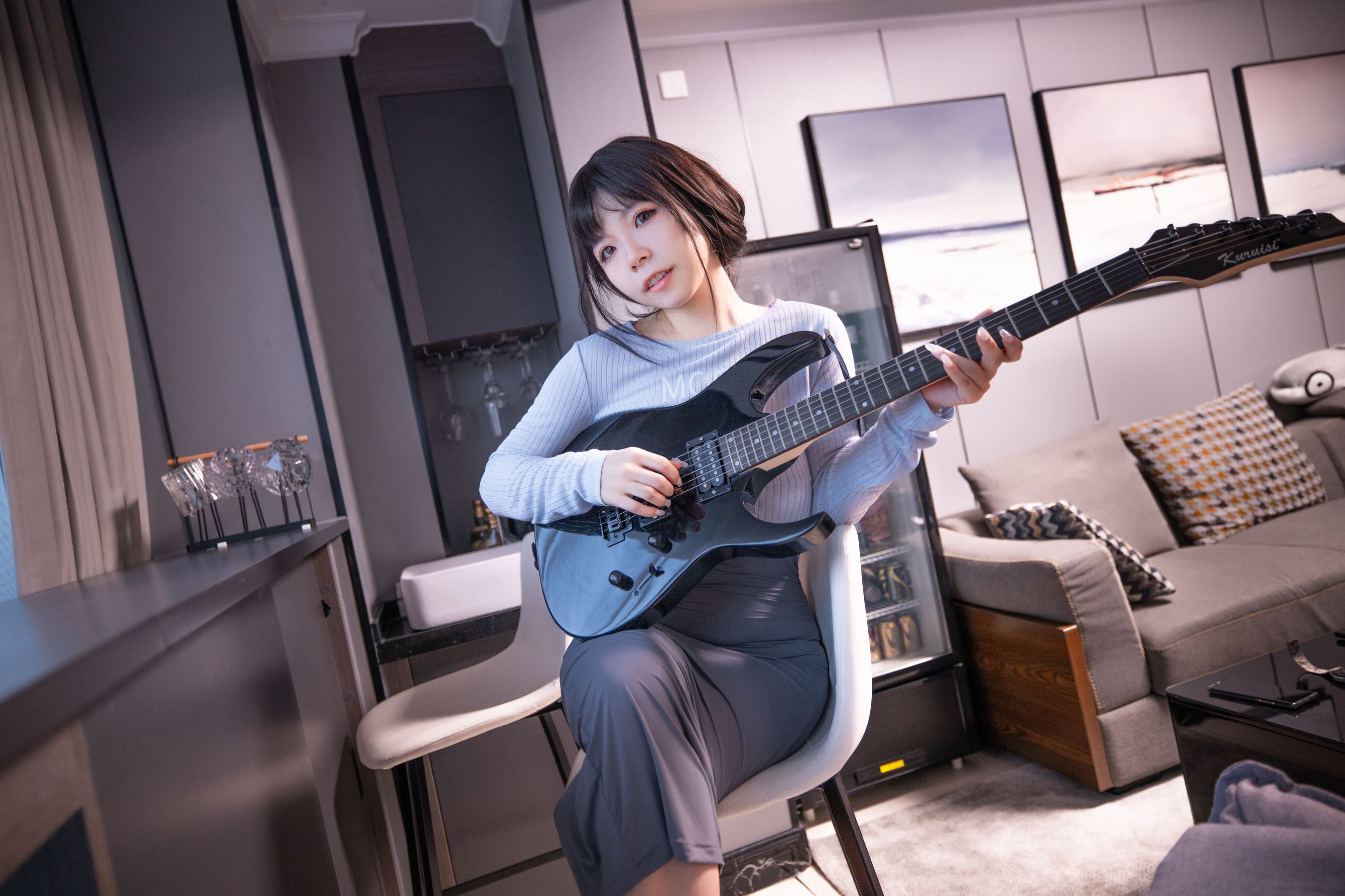 图片[3]-[福利COS] 自闭颜球球(无颜小天使wy) – 吉他妹妹2.0-秀臀网-高品质图集网