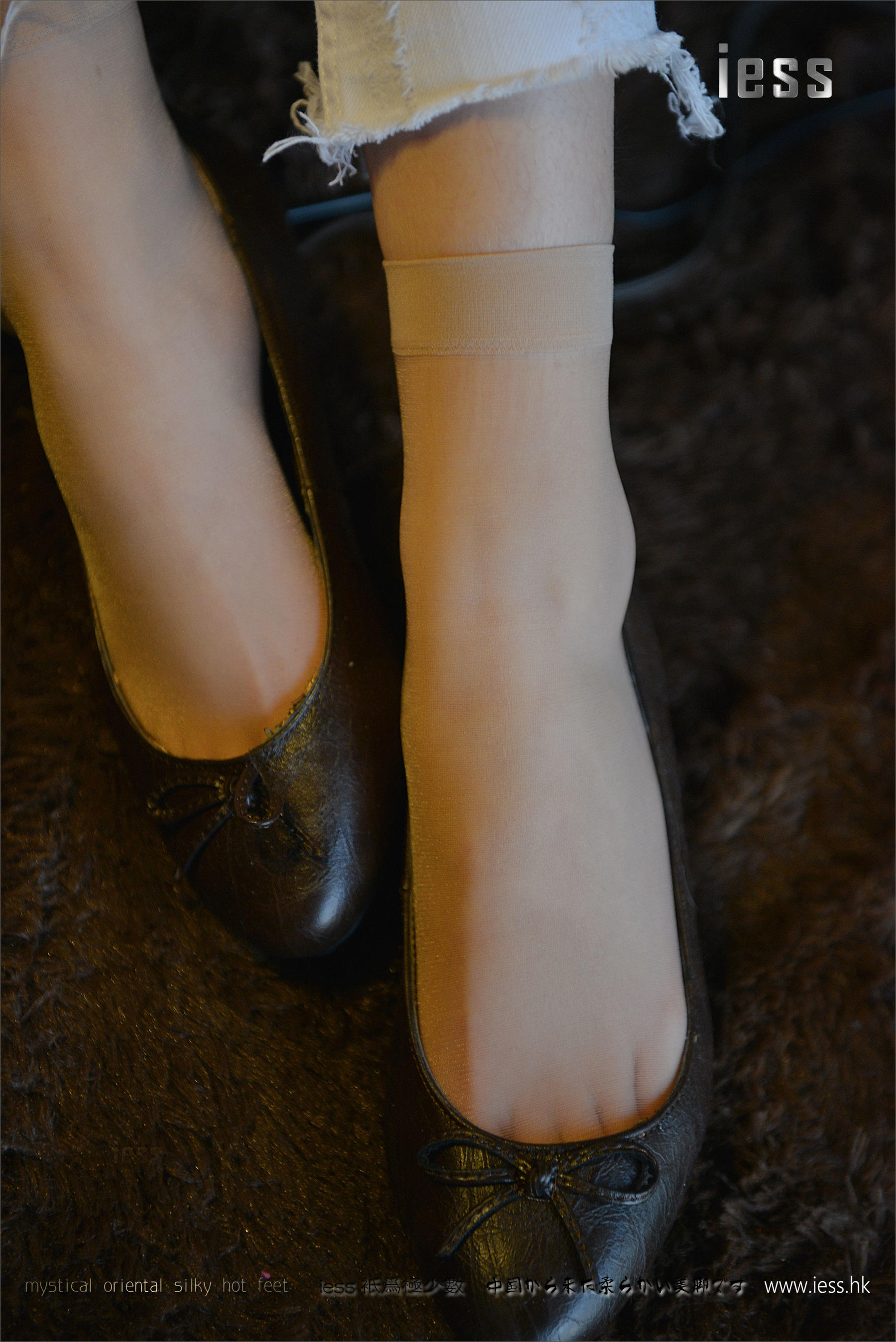 图片[9]-丝足便当090 小夕 《短肉丝特写典藏》[IESS异思趣向]-秀臀网-高品质图集网