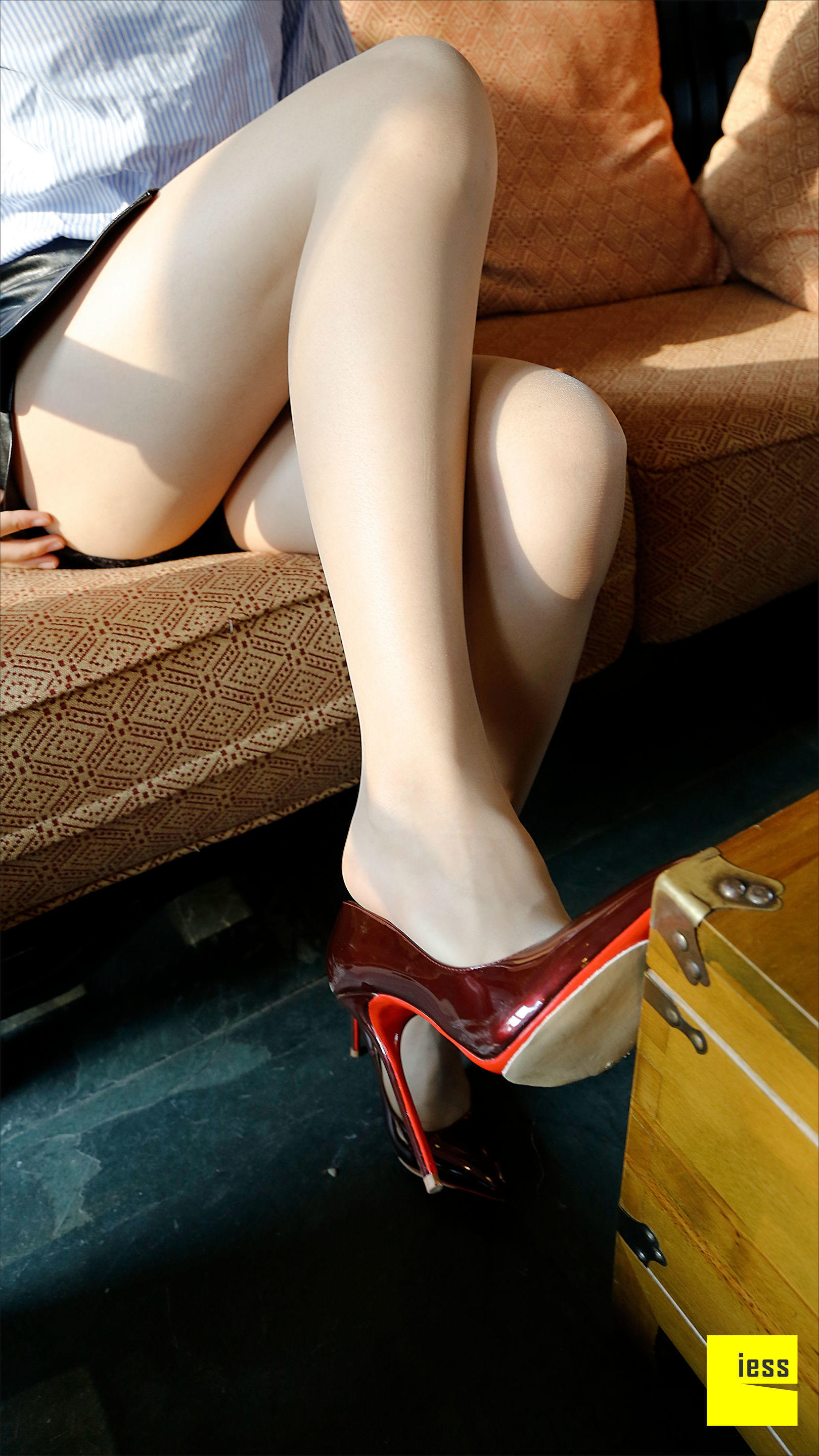 图片[8]-丝足便当001 SASA 《iess王牌丝足女主播莎莎》[IESS异思趣向]-秀臀网-高品质图集网