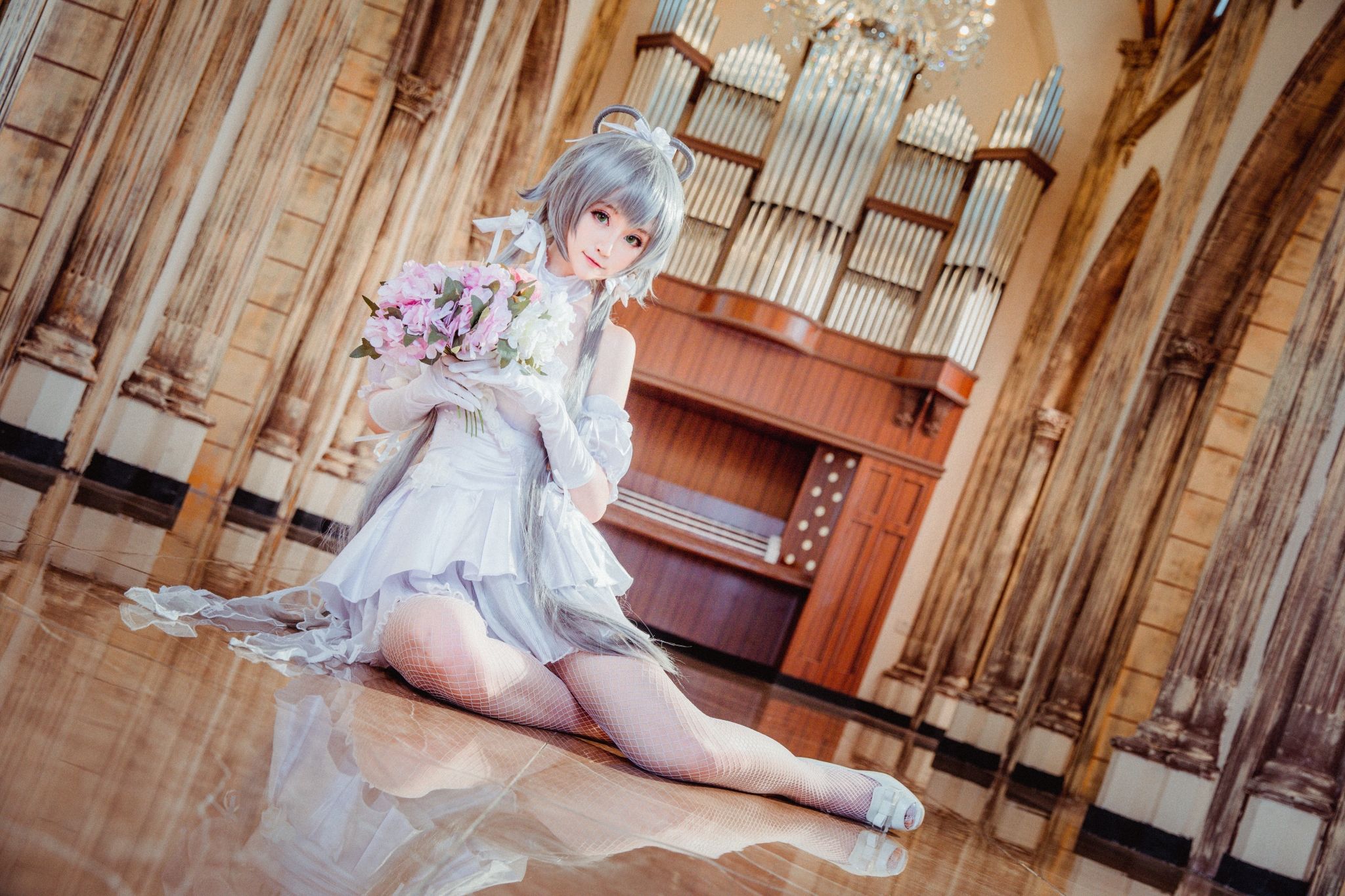 图片[7]-[Cosplay写真] 萌宠博主yui金鱼 – 洛天依花嫁-秀臀网-高品质图集网