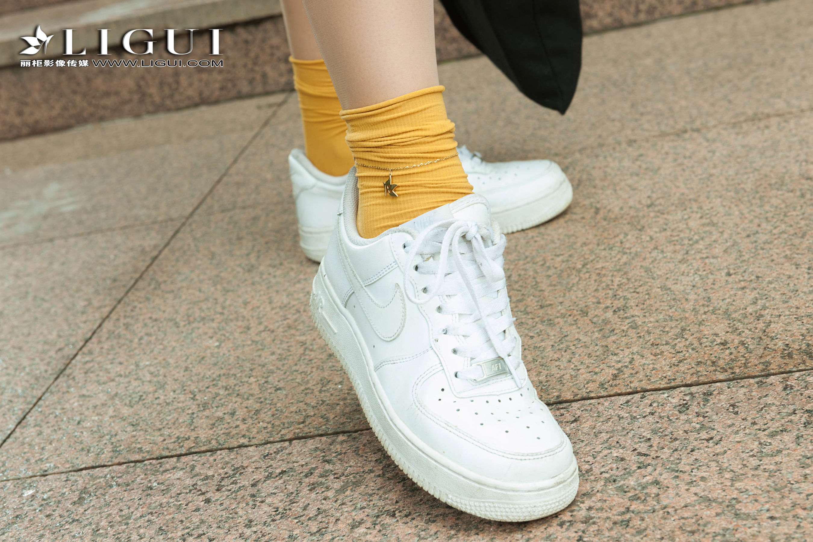 图片[4]-[丽柜Ligui] 网络丽人 筱筱-秀臀网-高品质图集网