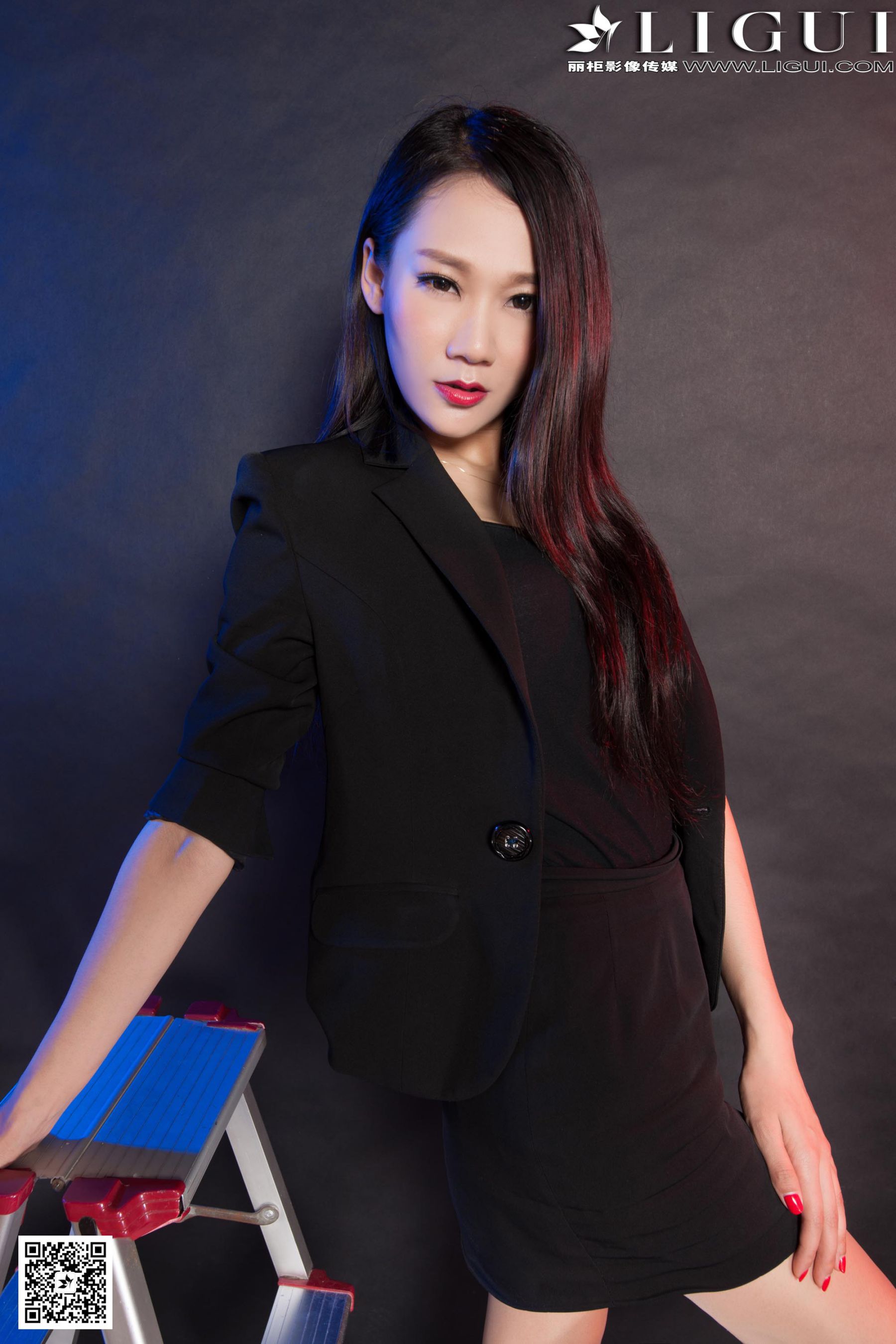 图片[9]-[丽柜LiGui] Model 曼蒂《职业装高跟丝足》上下全集 美腿玉足写真图片-秀臀网-高品质图集网