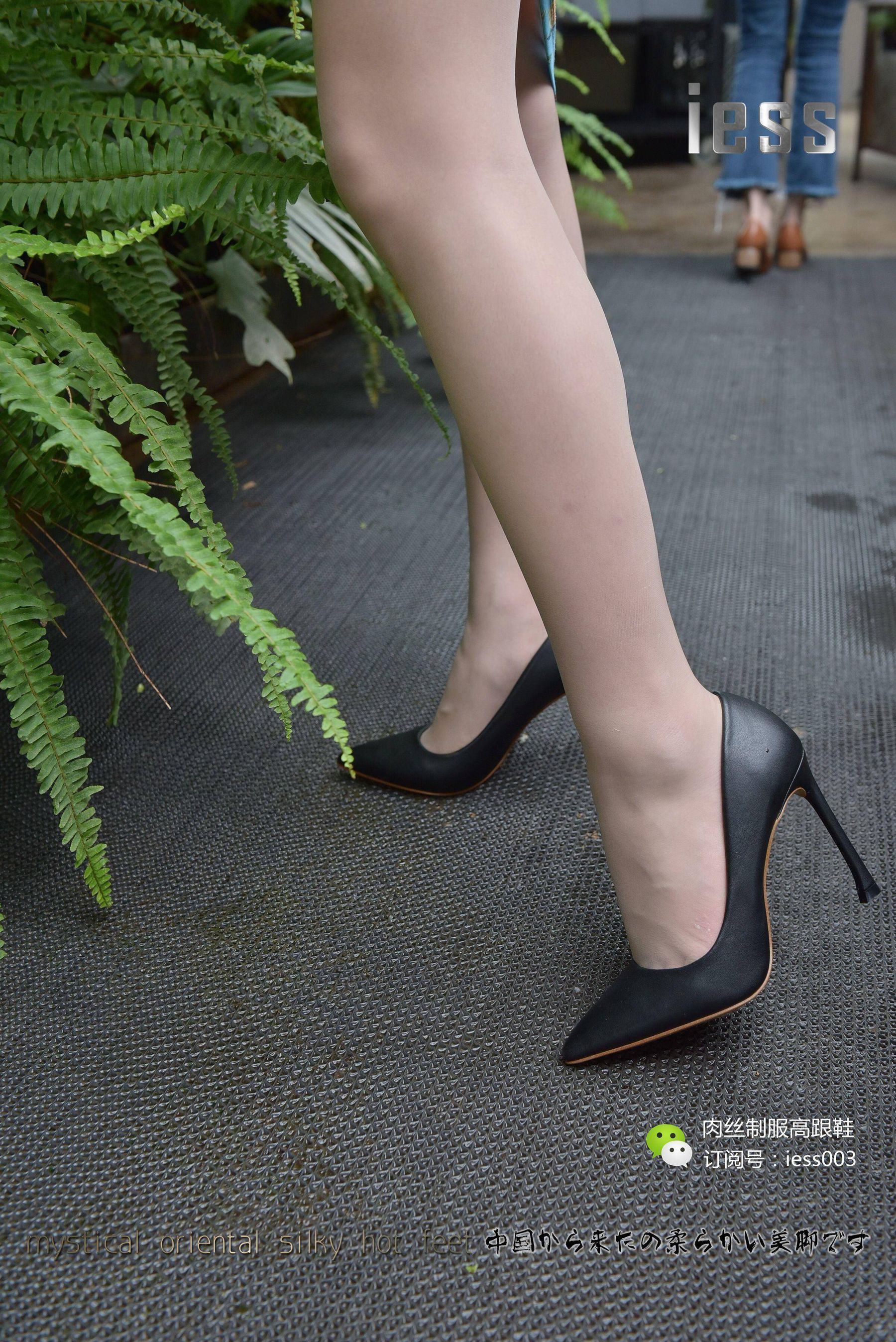 图片[9]-丝享家007 疏影 《午后咖啡馆小憩》[IESS异思趣向]-秀臀网-高品质图集网