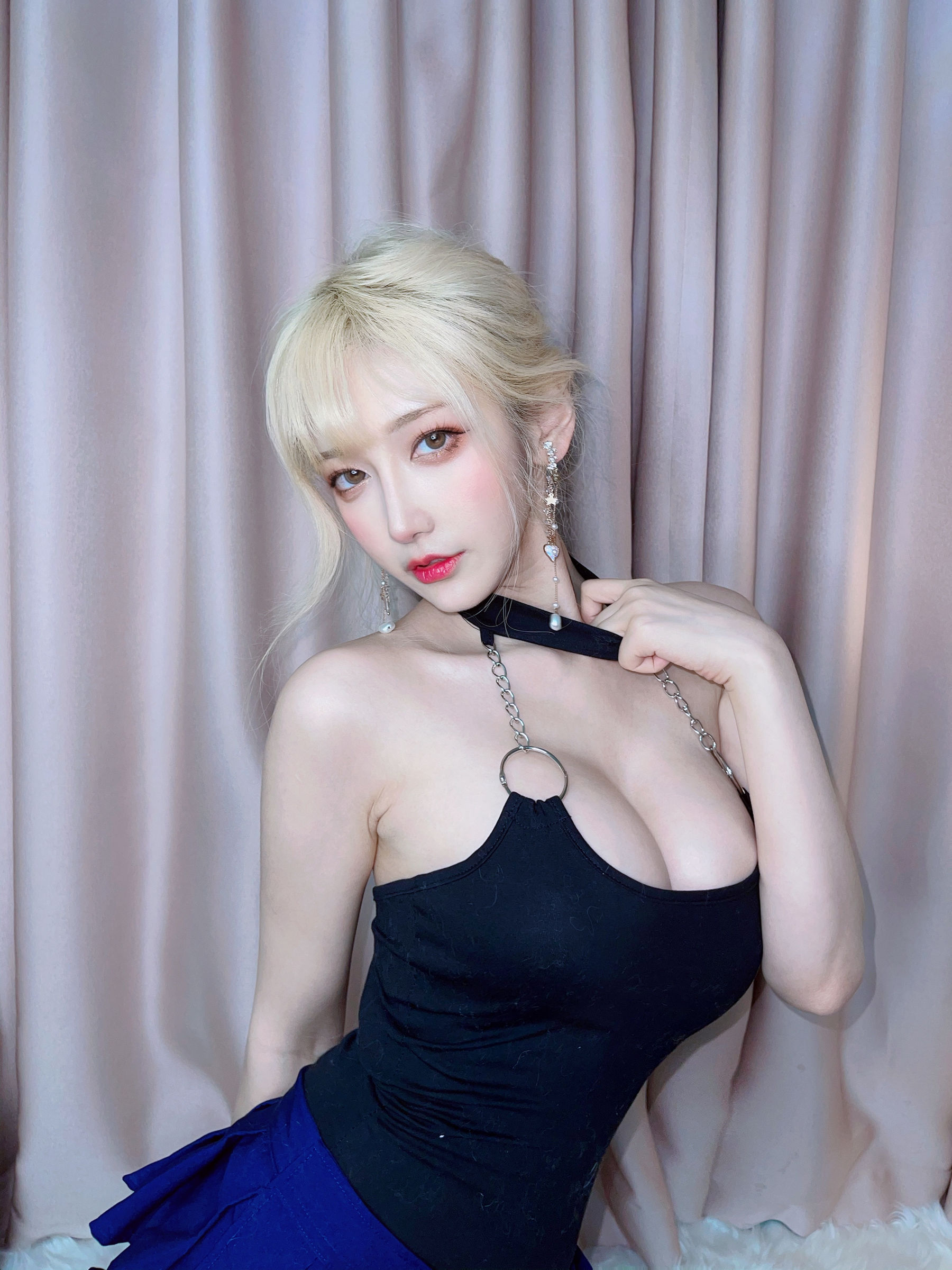 图片[8]-[福利COS] 人气Coser啾小妍 – 金发芭比-秀臀网-高品质图集网