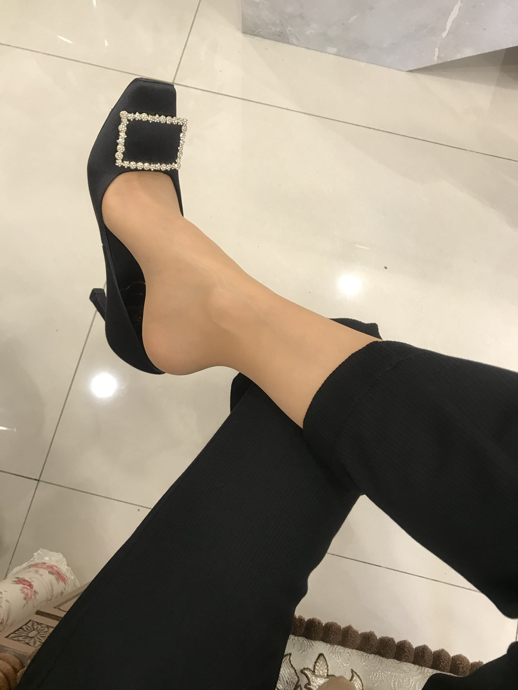 图片[5]-[福利COS] 丝足博主麋鹿_Monroe 2020.05.05 亮丝美腿-蕾丝百合网-美图分享,Cosplay美图,私房写真,套图下载