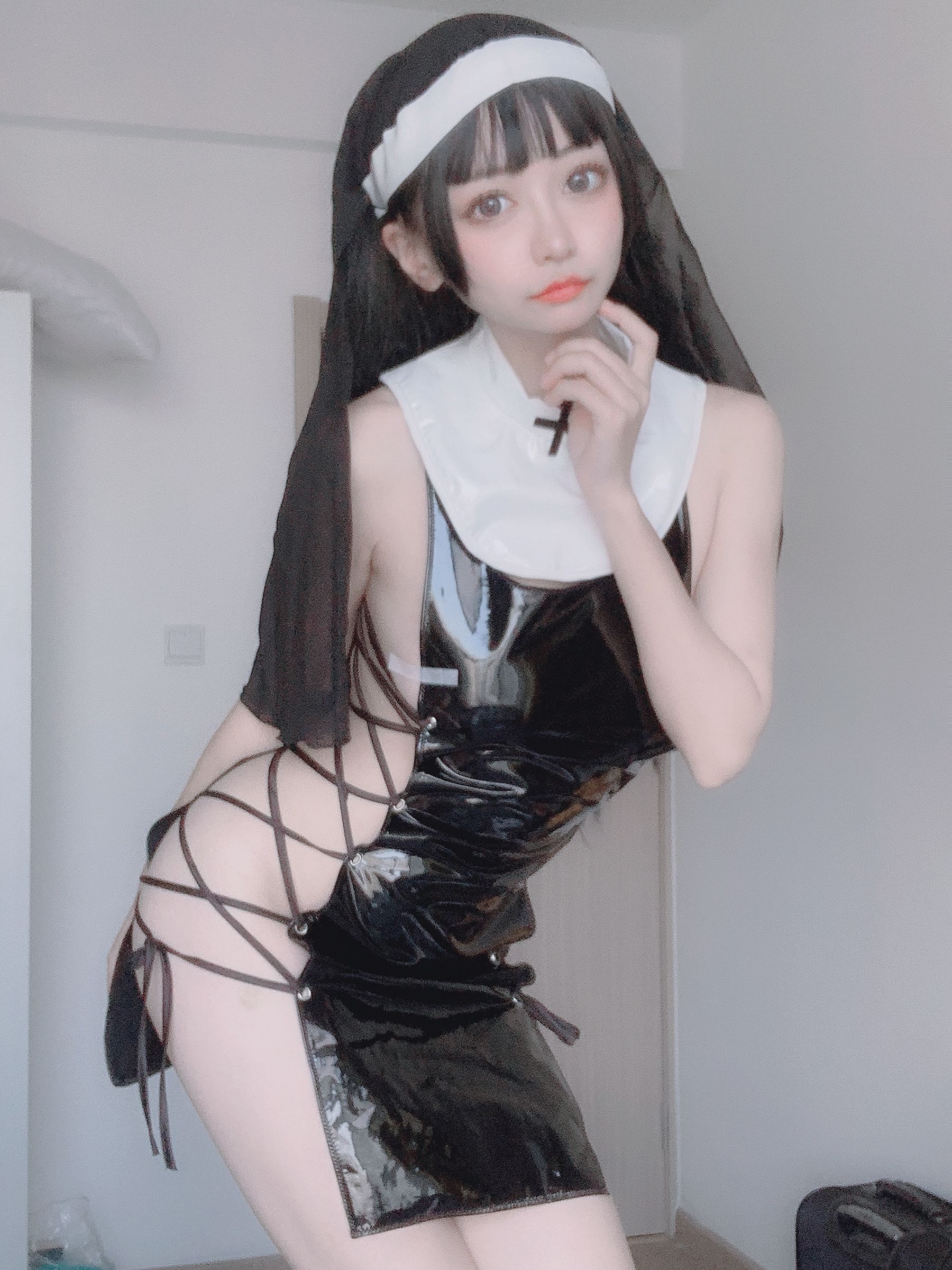 图片[4]-[COS福利] 神本无尾_Aria – 修女-蕾丝百合网-美图分享,Cosplay美图,私房写真,套图下载
