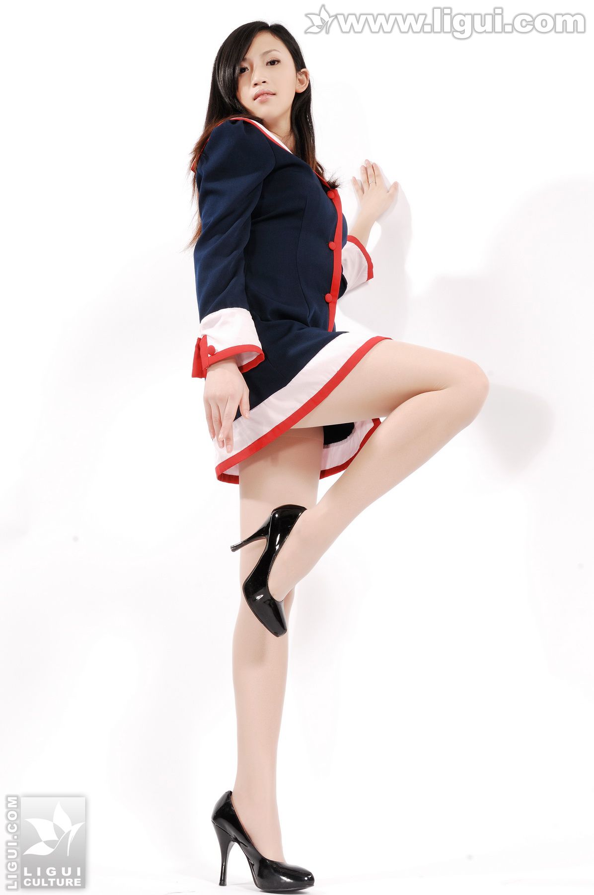 图片[8]-Model 左左《纯情极致的高跟风情》 [丽柜LiGui] 美腿玉足写真图片-秀臀网-高品质图集网