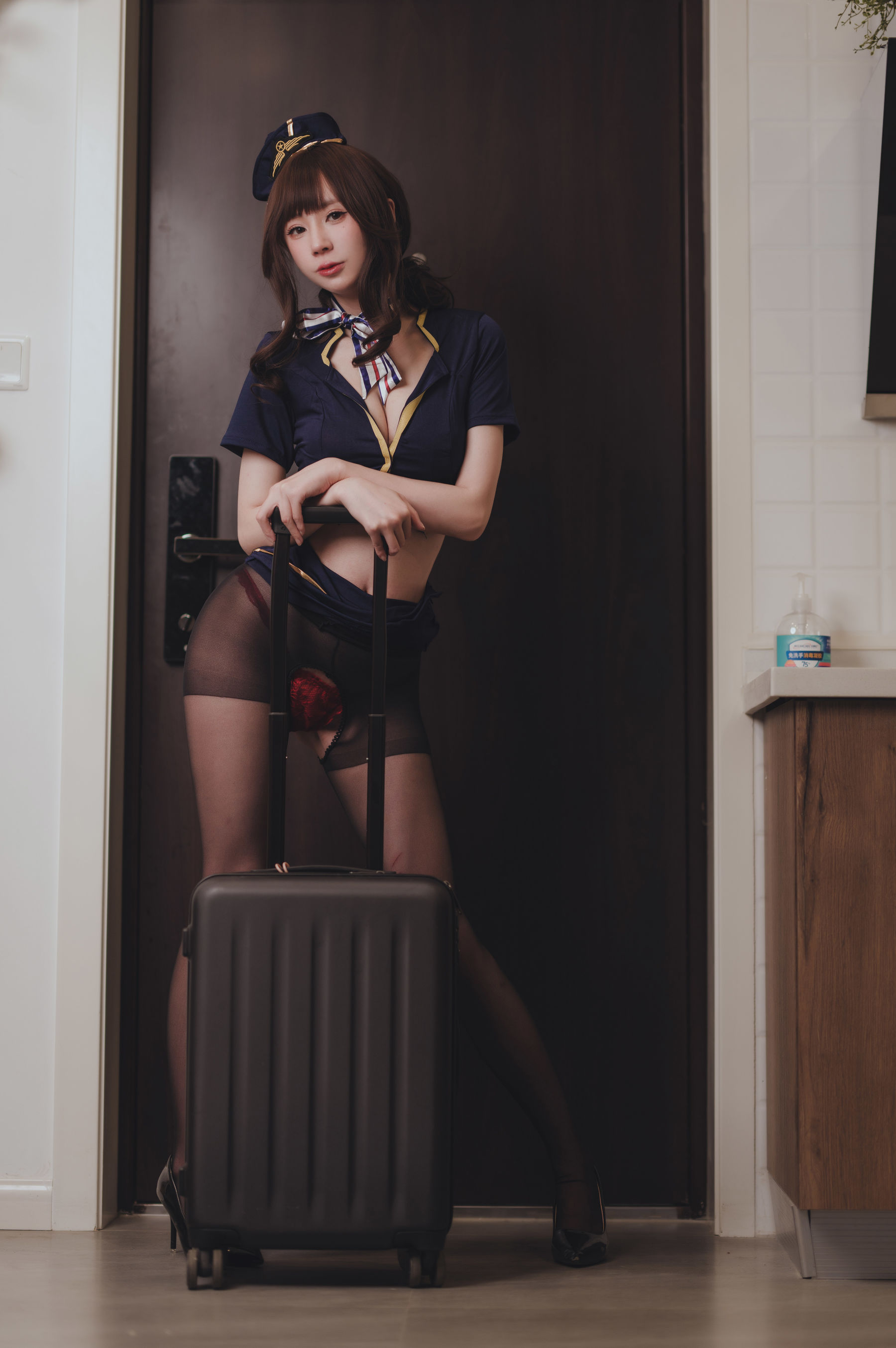 图片[9]-[福利COS] 西园寺南歌写真 – 空姐-秀臀网-高品质图集网