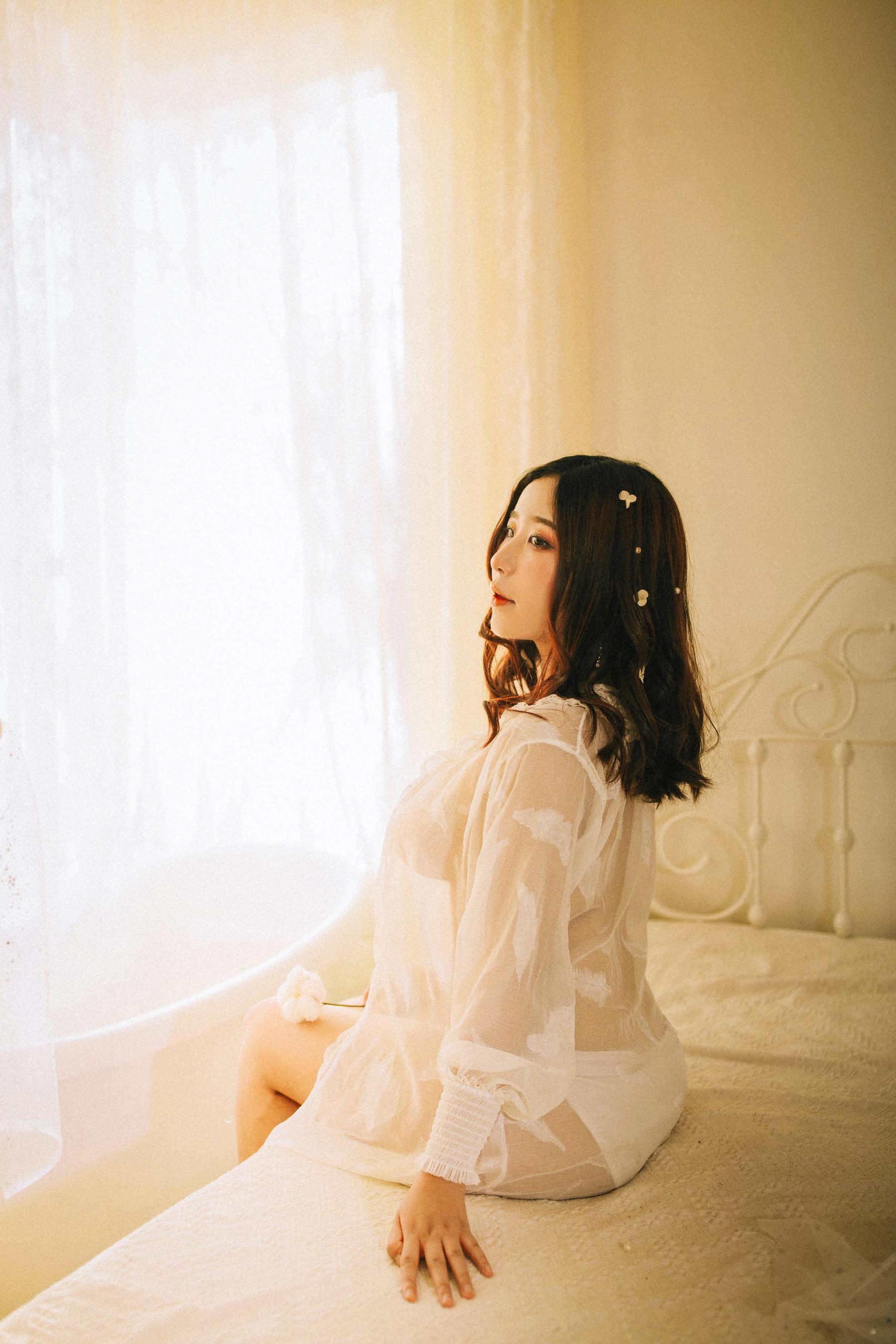 图片[8]-[Cosplay] 动漫博主穆零Mu0 – 白色-秀臀网-高品质图集网