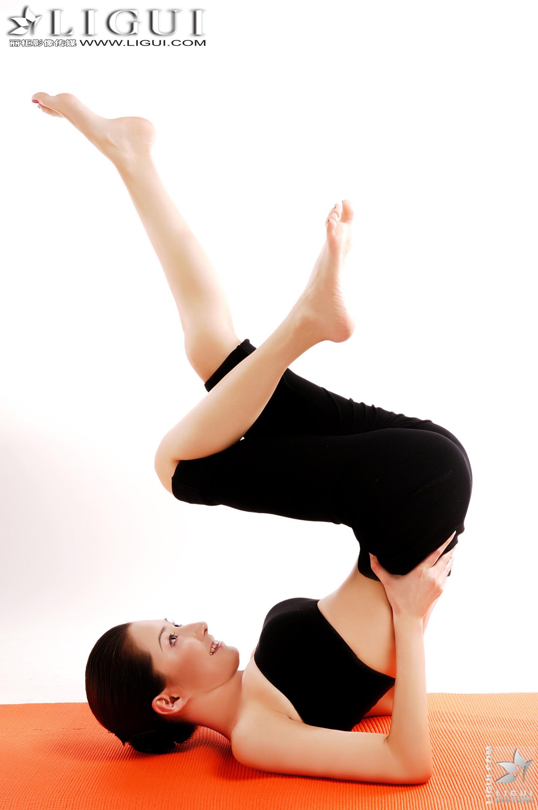 图片[9]-Model Kelly《瑜伽美女》 [丽柜贵足LiGui] 美腿丝足写真图片-秀臀网-高品质图集网